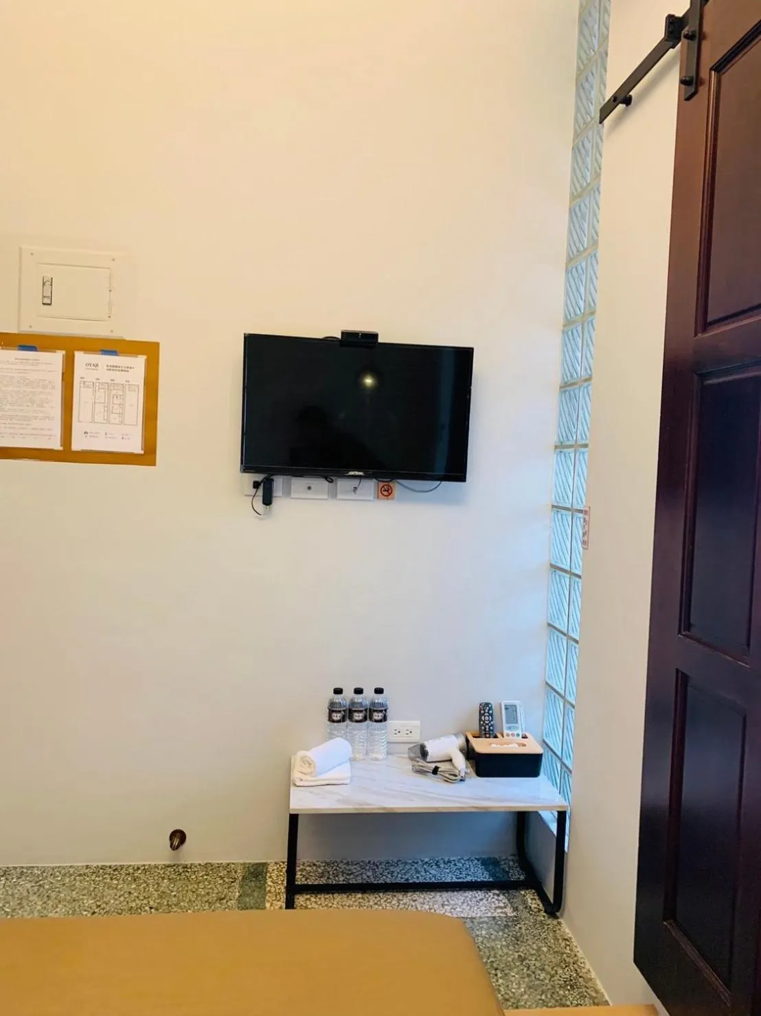 Photo of the whole room in OYAJI Guesthouse 歐野基民家宿泊