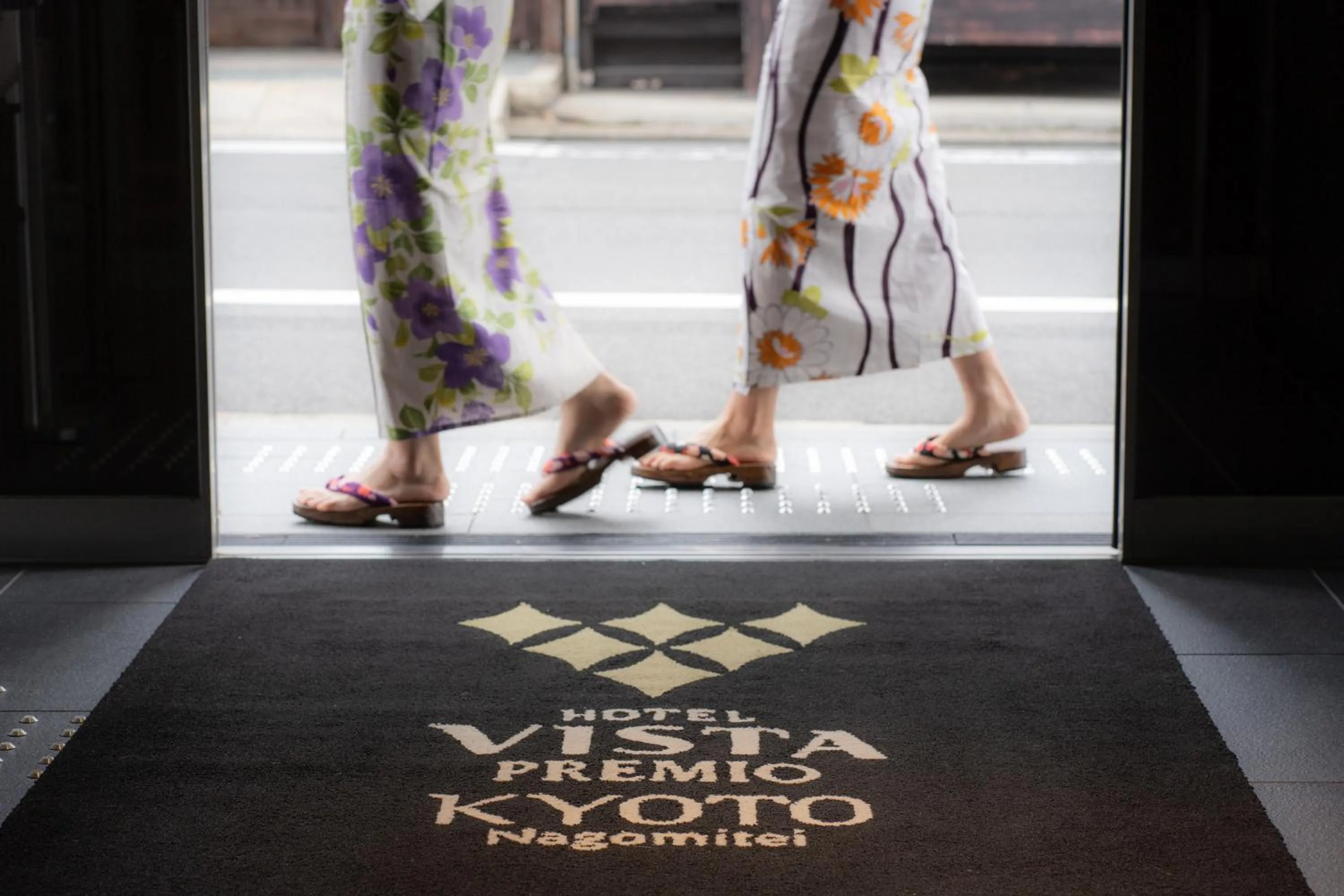 People in Hotel Vista Premio Kyoto Nagomi tei