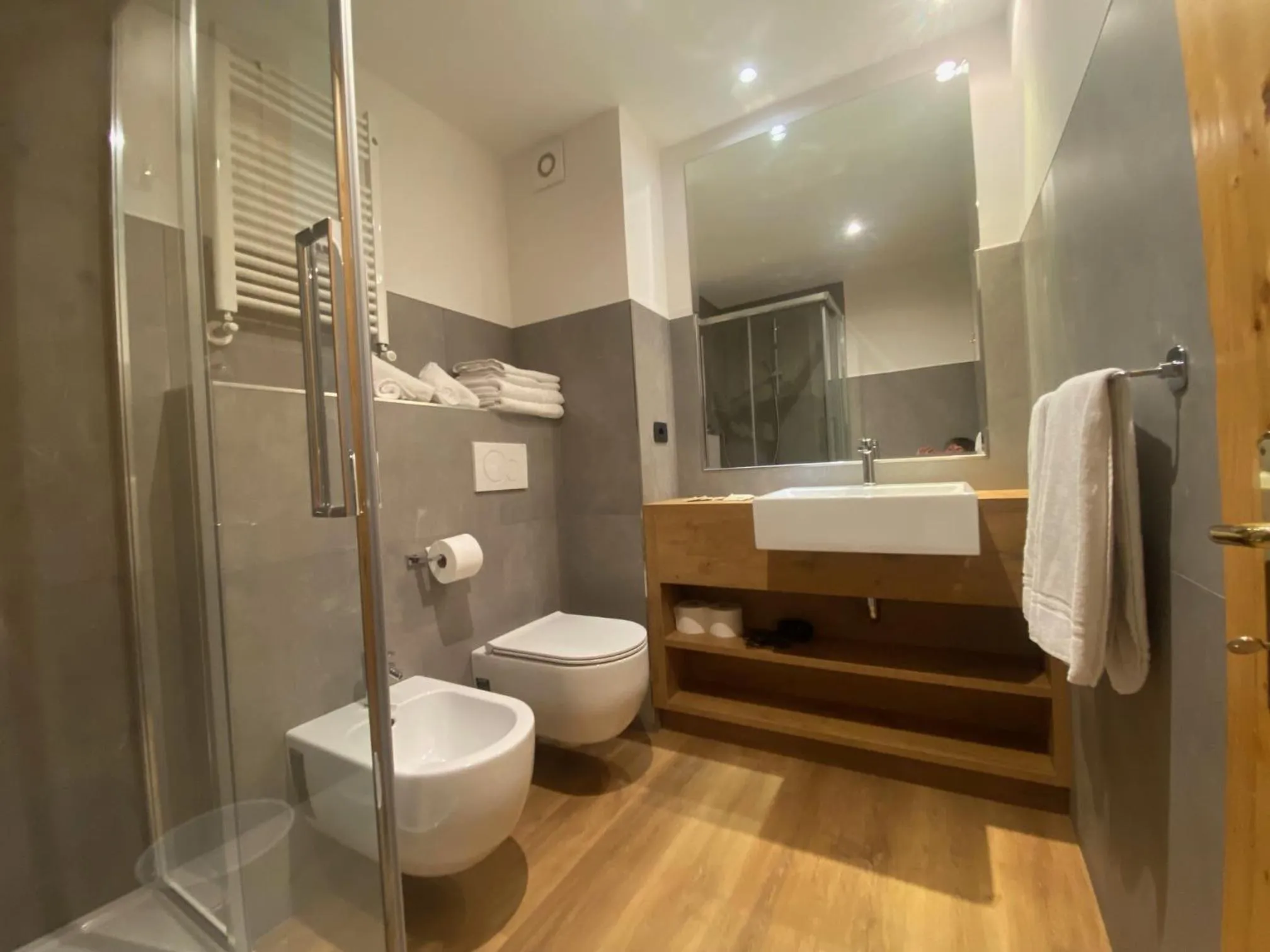 Shower in Aparthotel Wellness Villa di Bosco