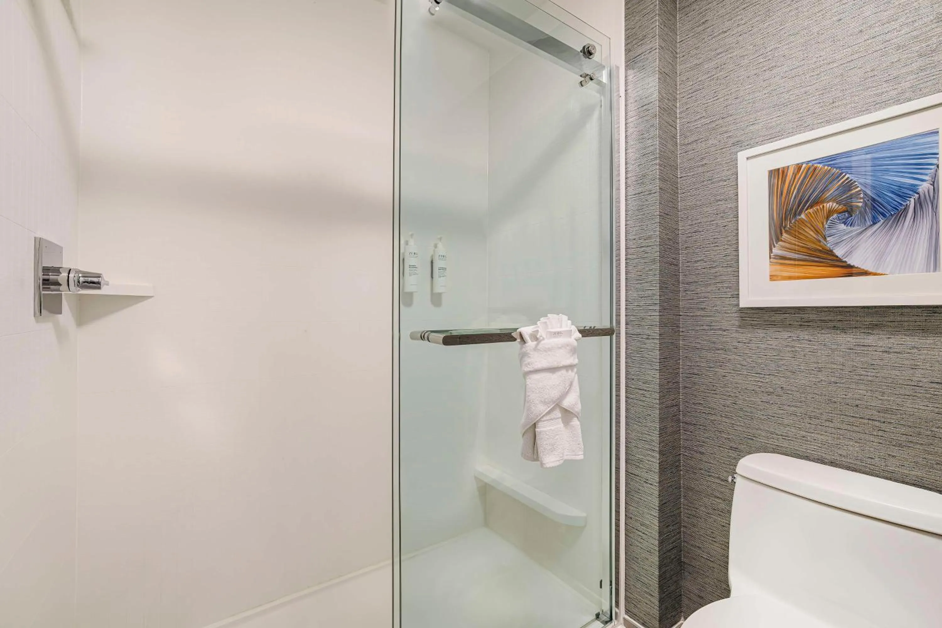 Bathroom in Homewood Suites by Hilton Plano-Richardson