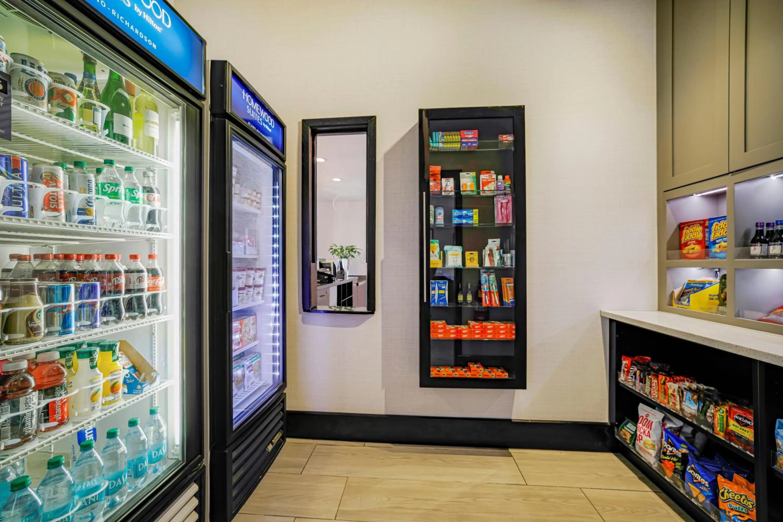 Food and drinks in Homewood Suites by Hilton Plano-Richardson