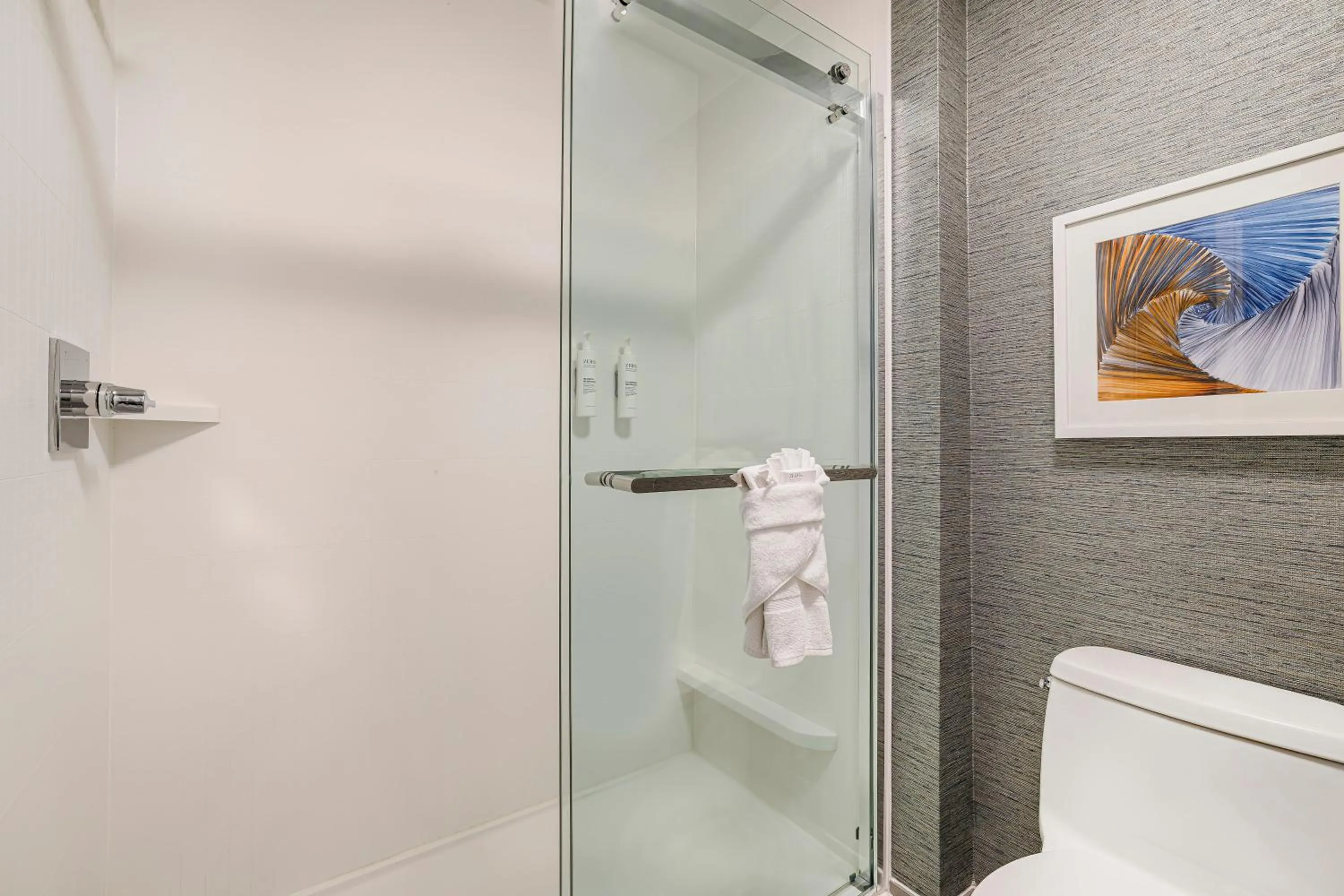 Bathroom in Homewood Suites by Hilton Plano-Richardson