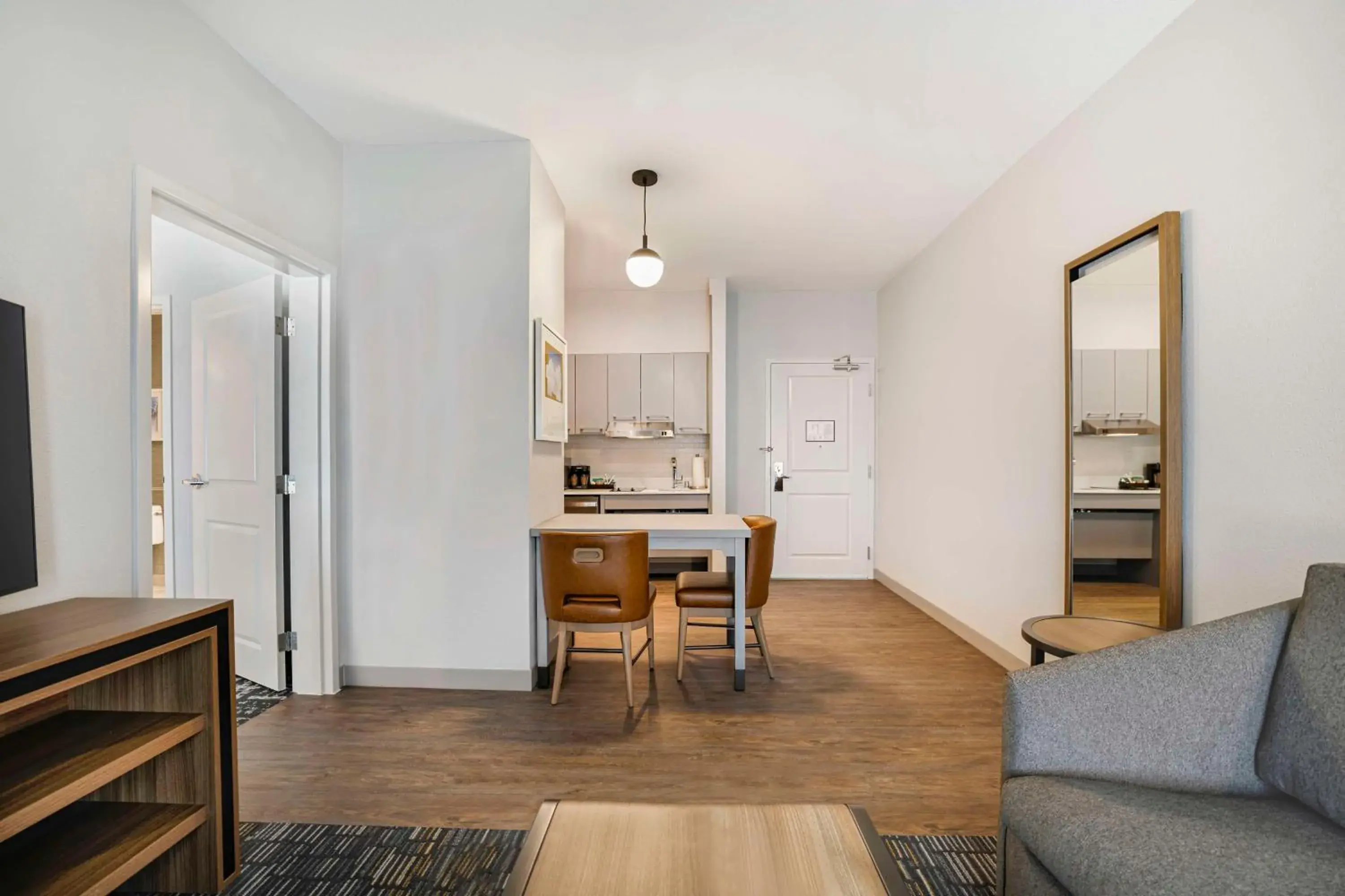 One-Bedroom King Suite - Non-Smoking in Homewood Suites by Hilton Plano-Richardson One-Bedroom King Suite - Non-Smoking in Homewood Suites by Hilton Plano-Richardson