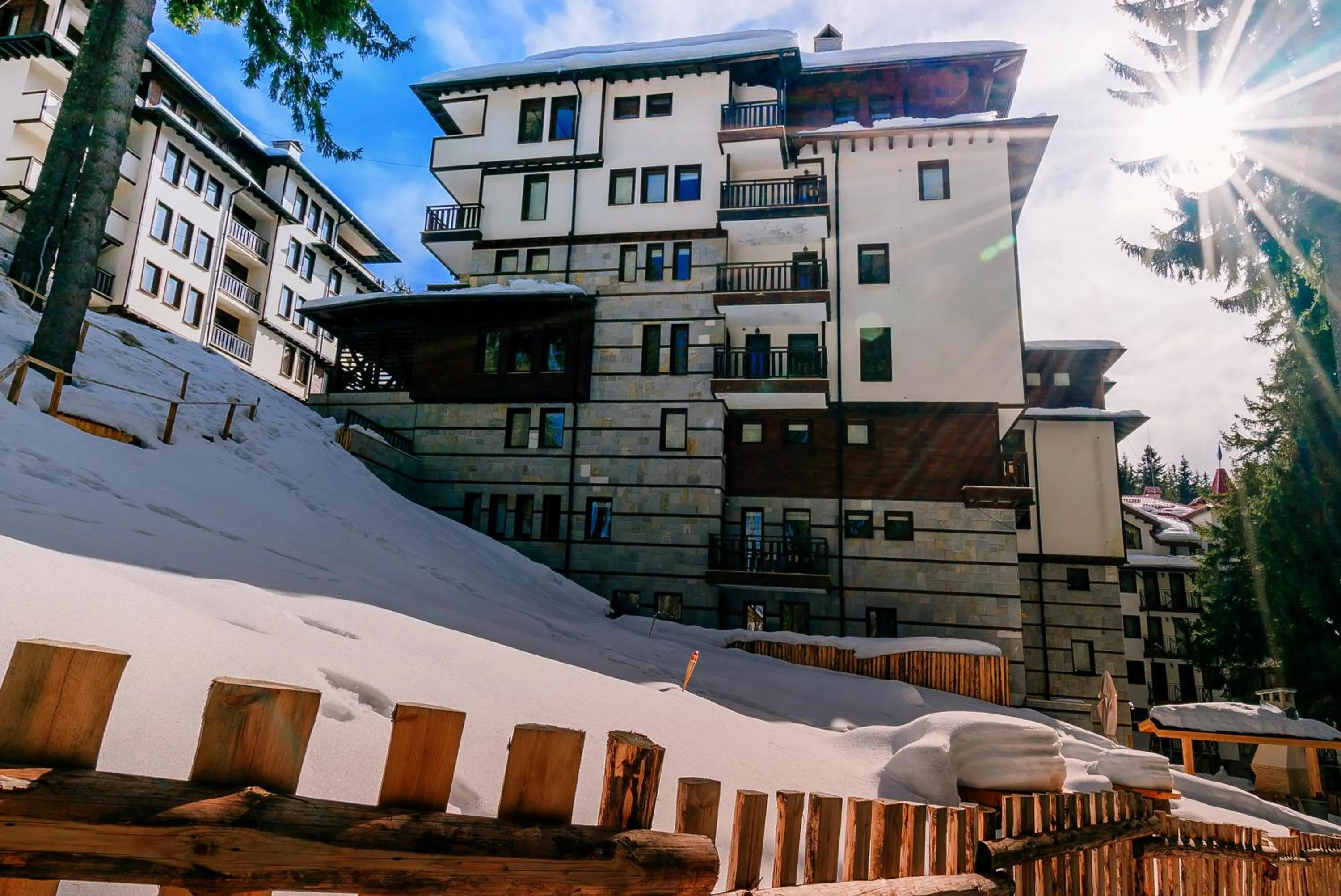 Property building in Green Life Family Apartments Pamporovo