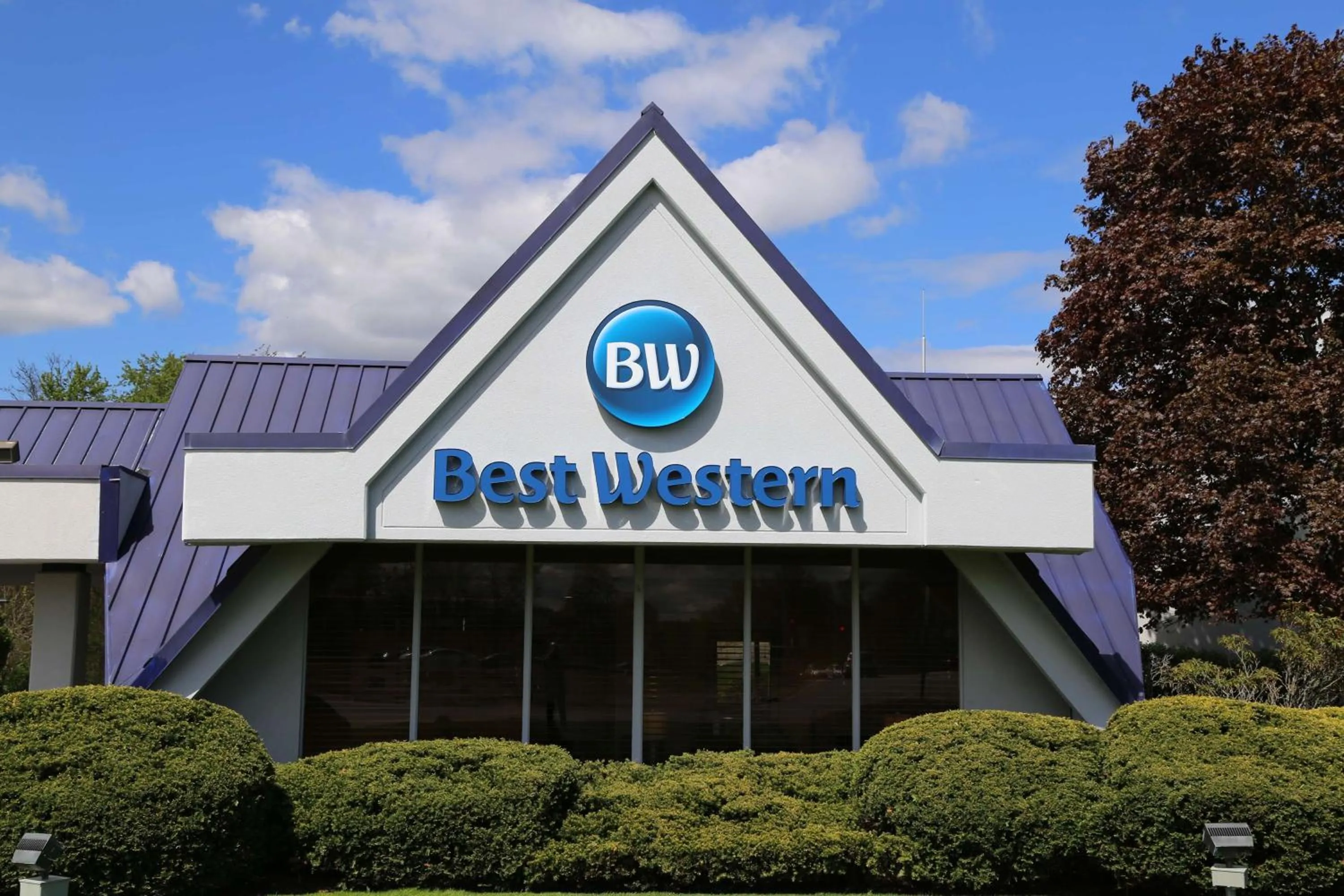 Property building in Best Western at Historic Concord