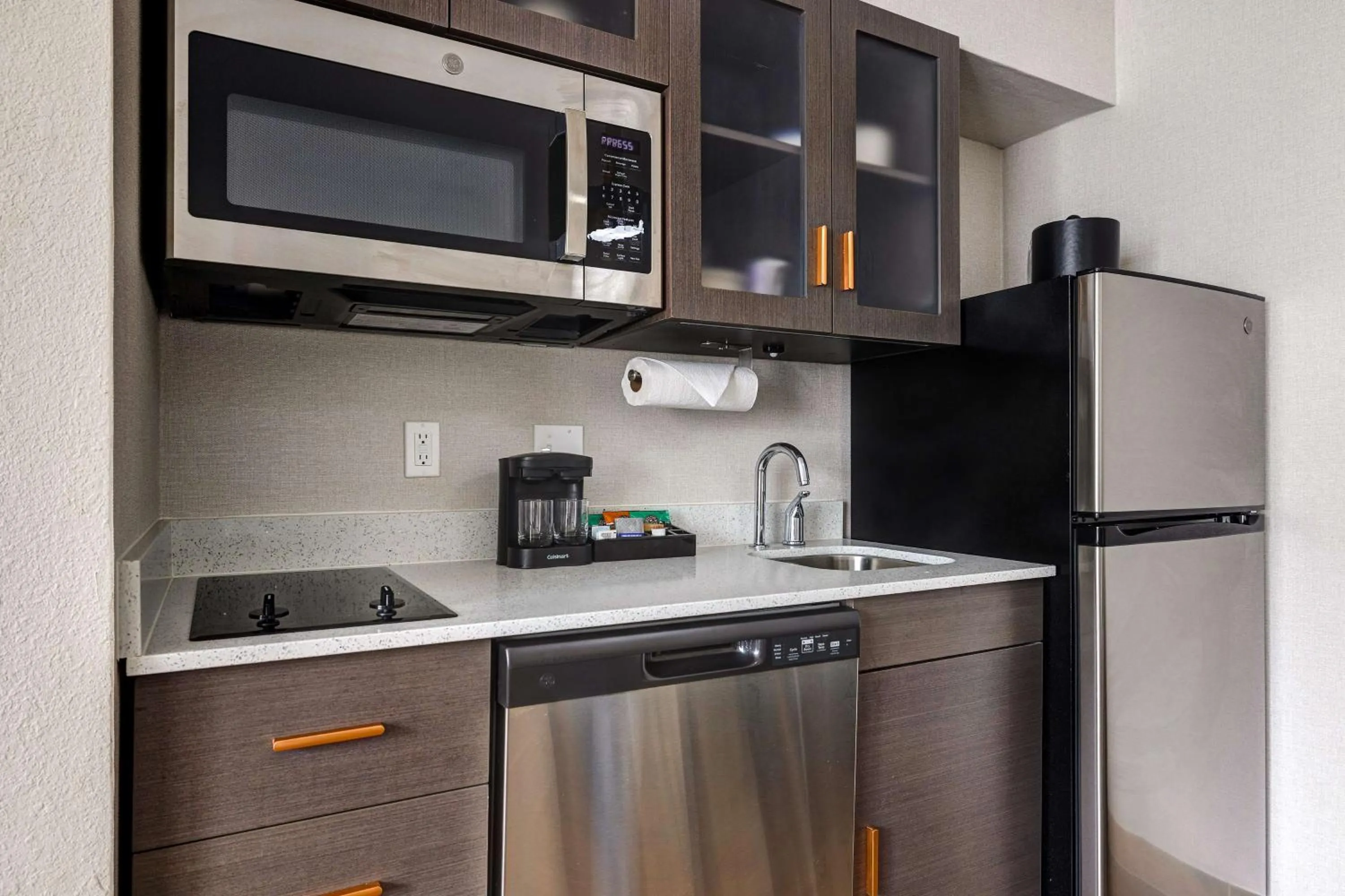 Kitchen or kitchenette in Homewood Suites by Hilton Jackson-Ridgeland