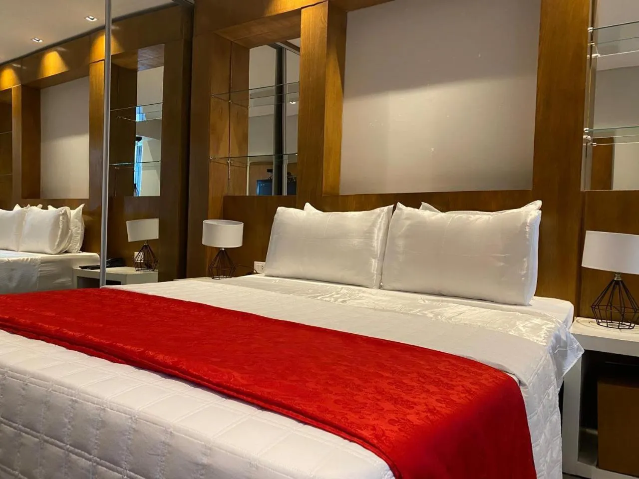 Bed in Hotel Le Pelican