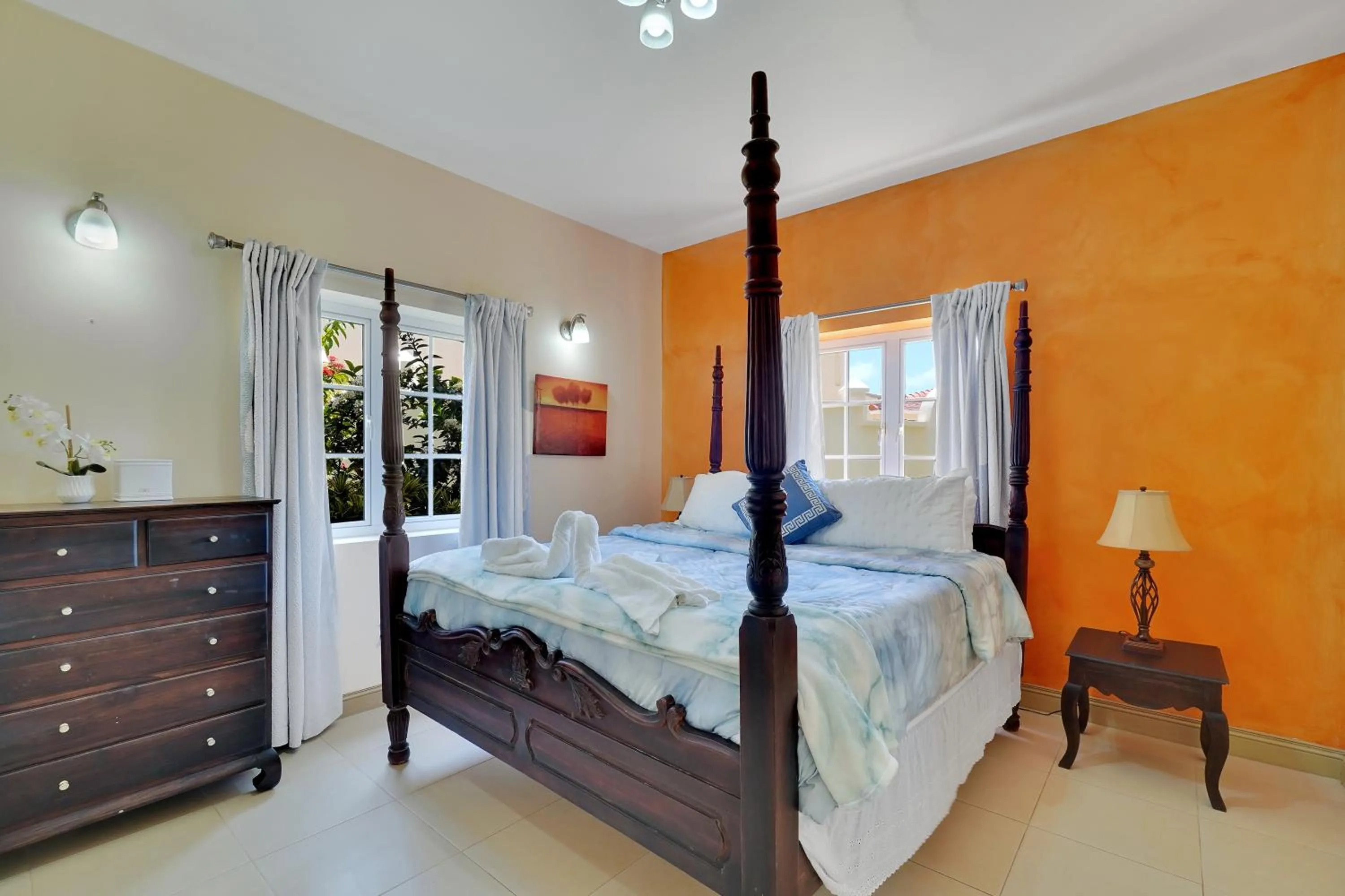 Photo of the whole room, Bed in Mandela Court Suites Grenada