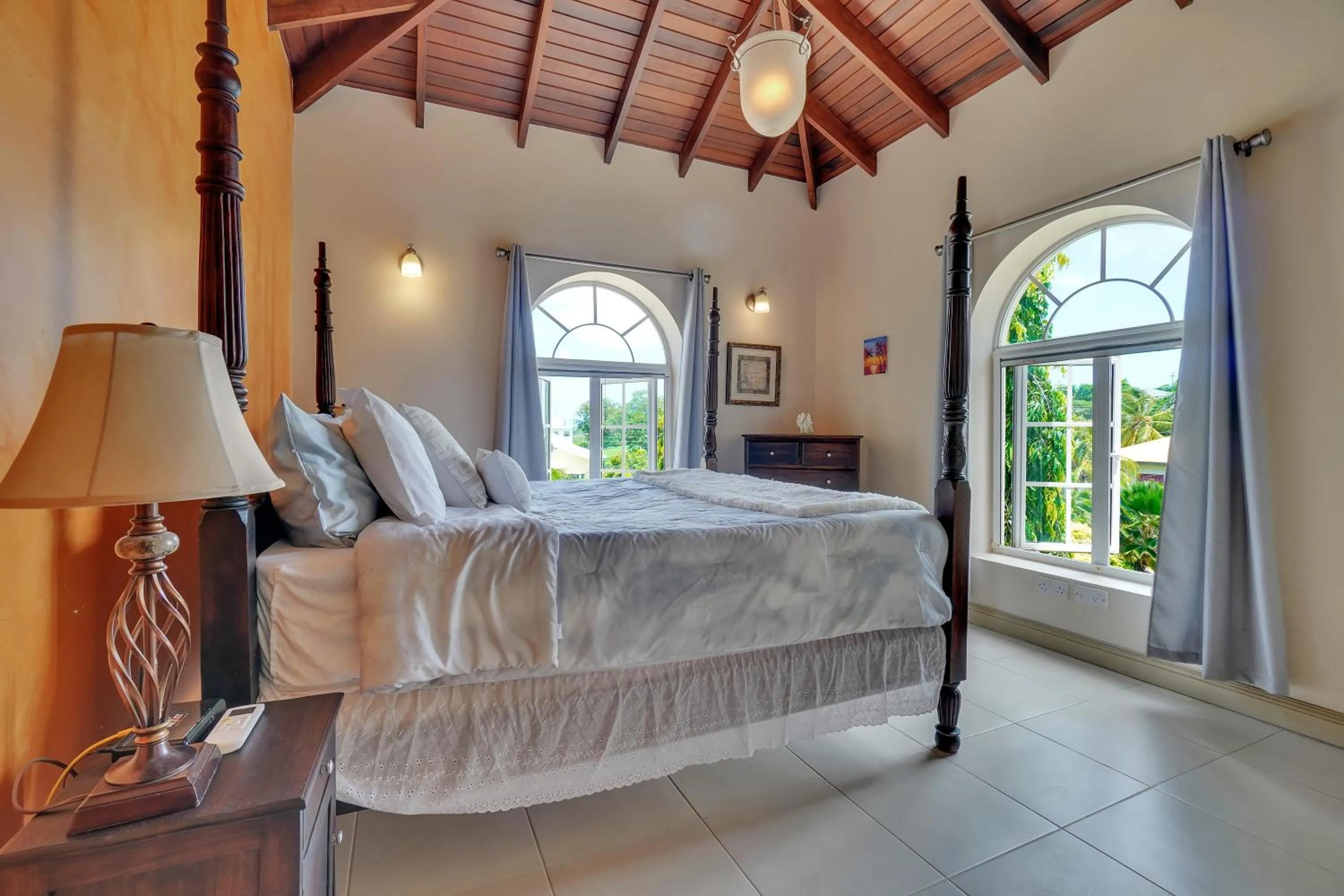 Bed in Mandela Court Suites Grenada