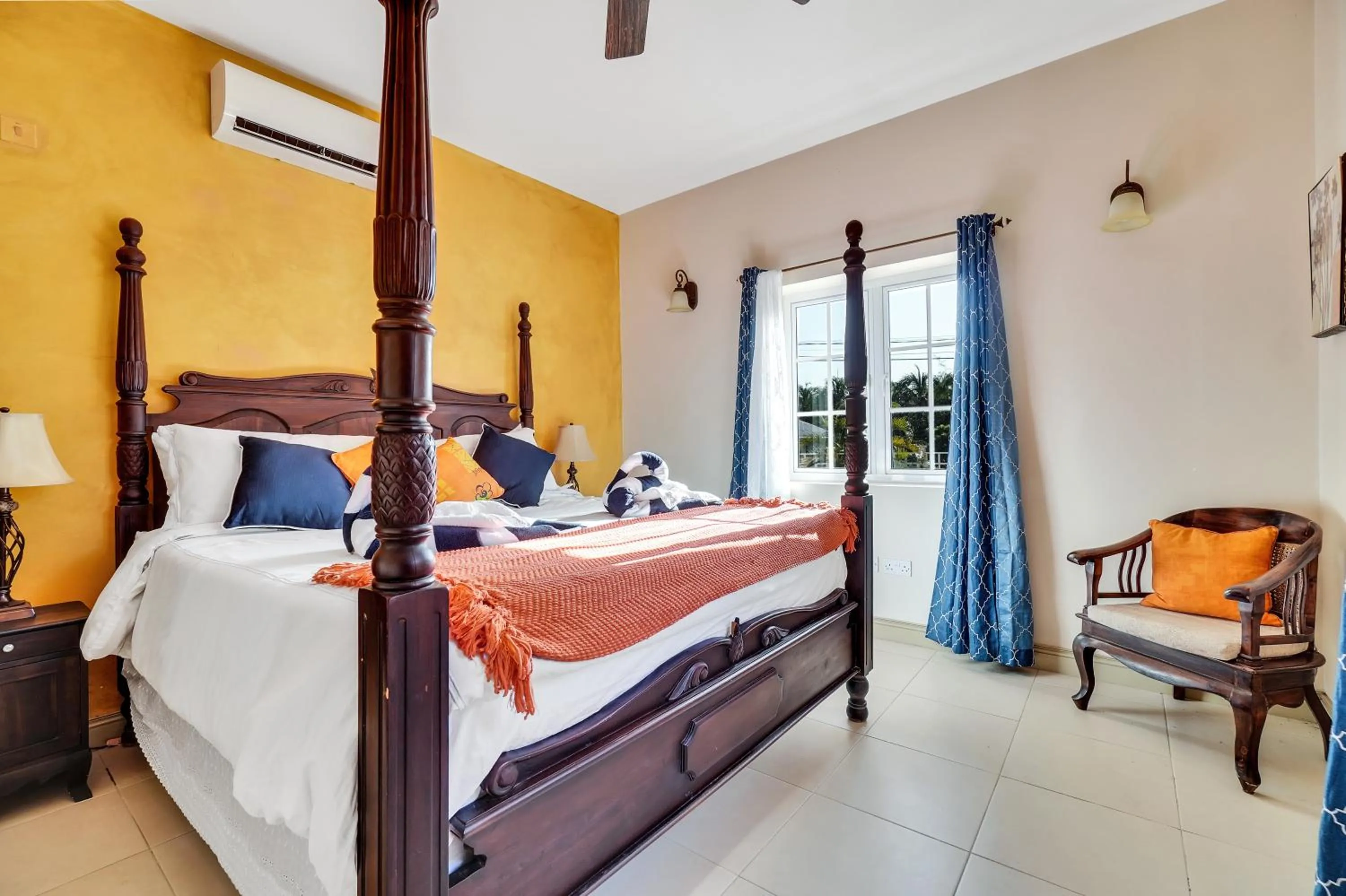 Bed in Mandela Court Suites Grenada