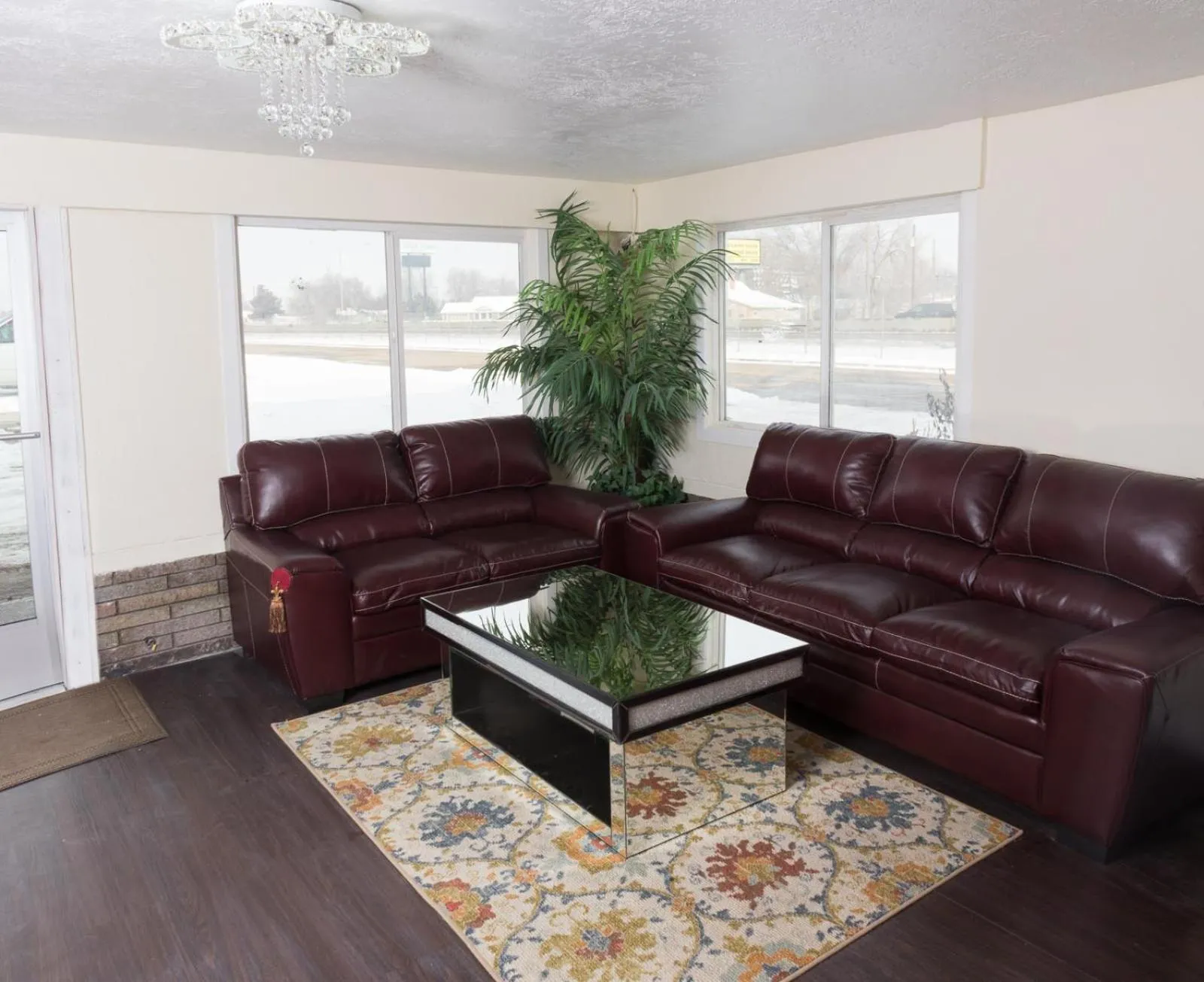 Property building in Budget Inn