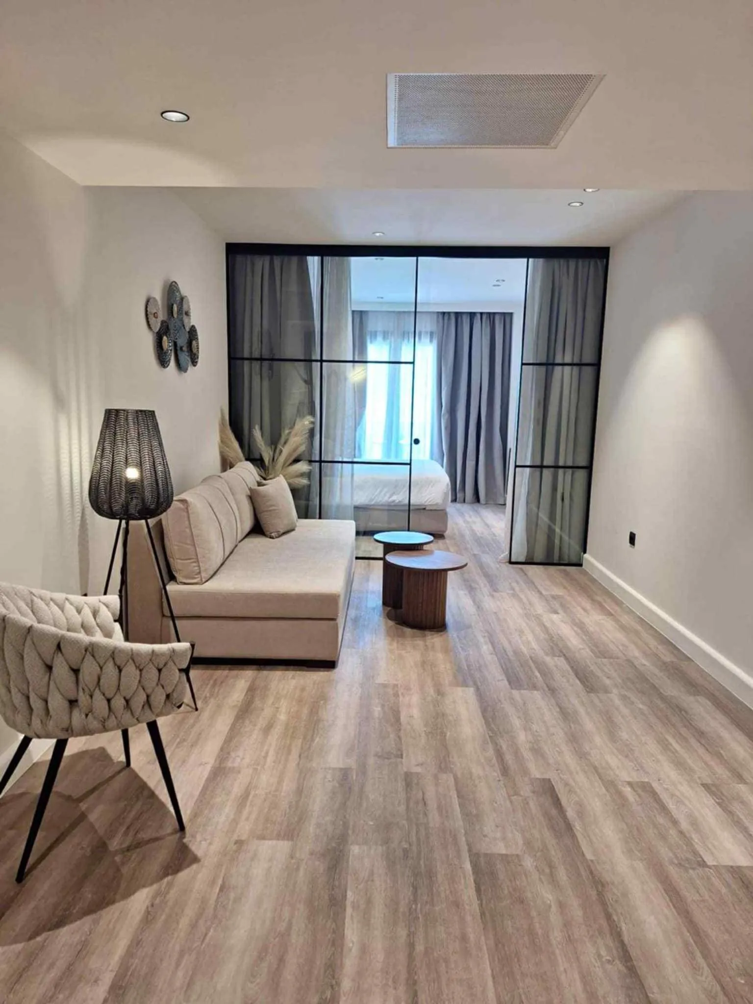 Photo of the whole room, Bed in Aeolis Hotel