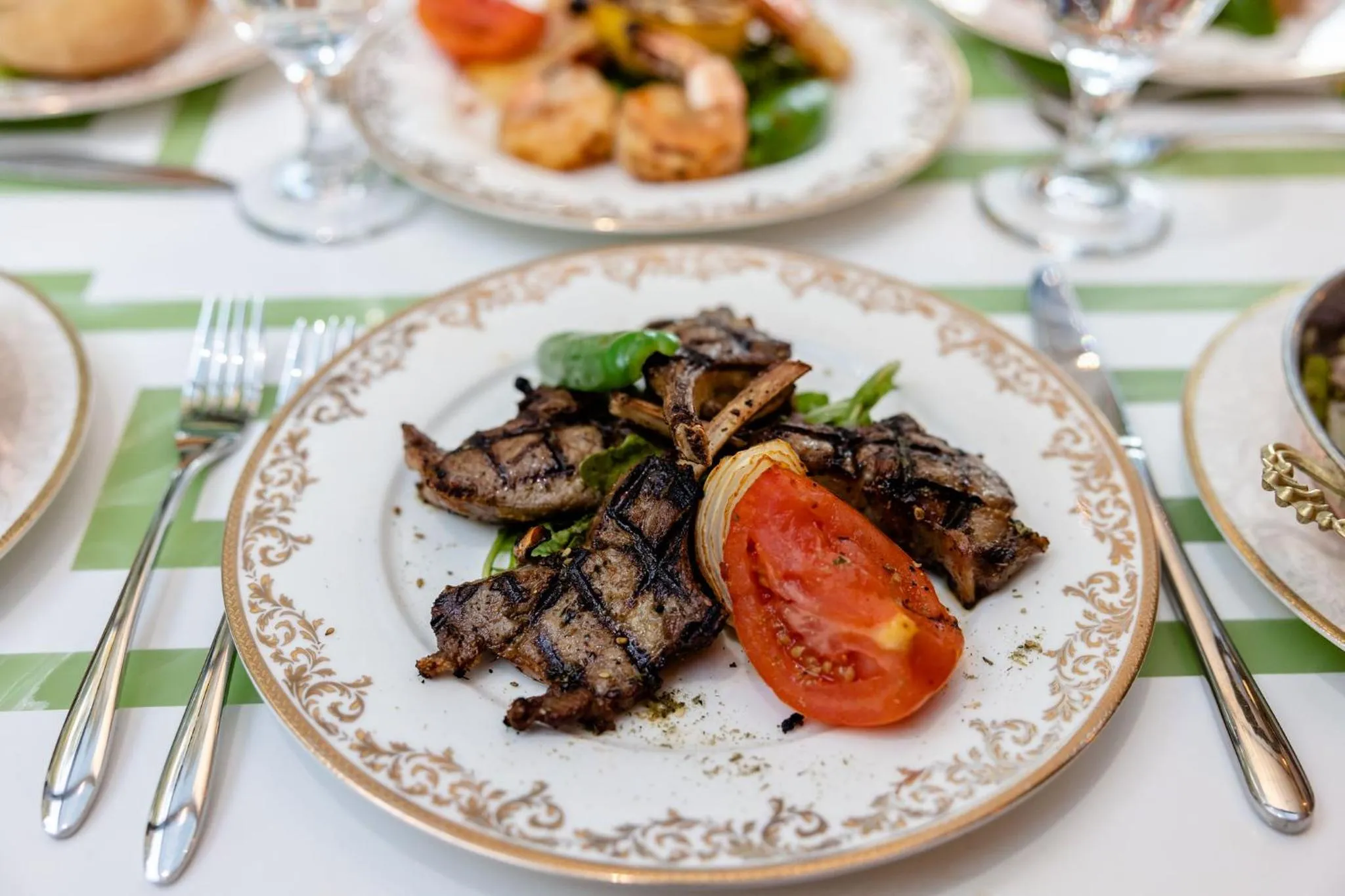 Restaurant/places to eat in Chateau Merrimack Hotel & Spa