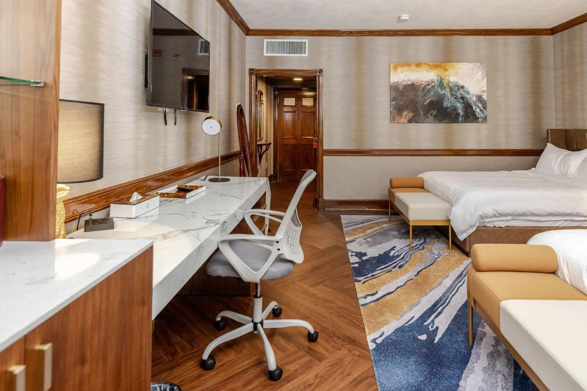 Bedroom, Bed in Chateau Merrimack Hotel & Spa