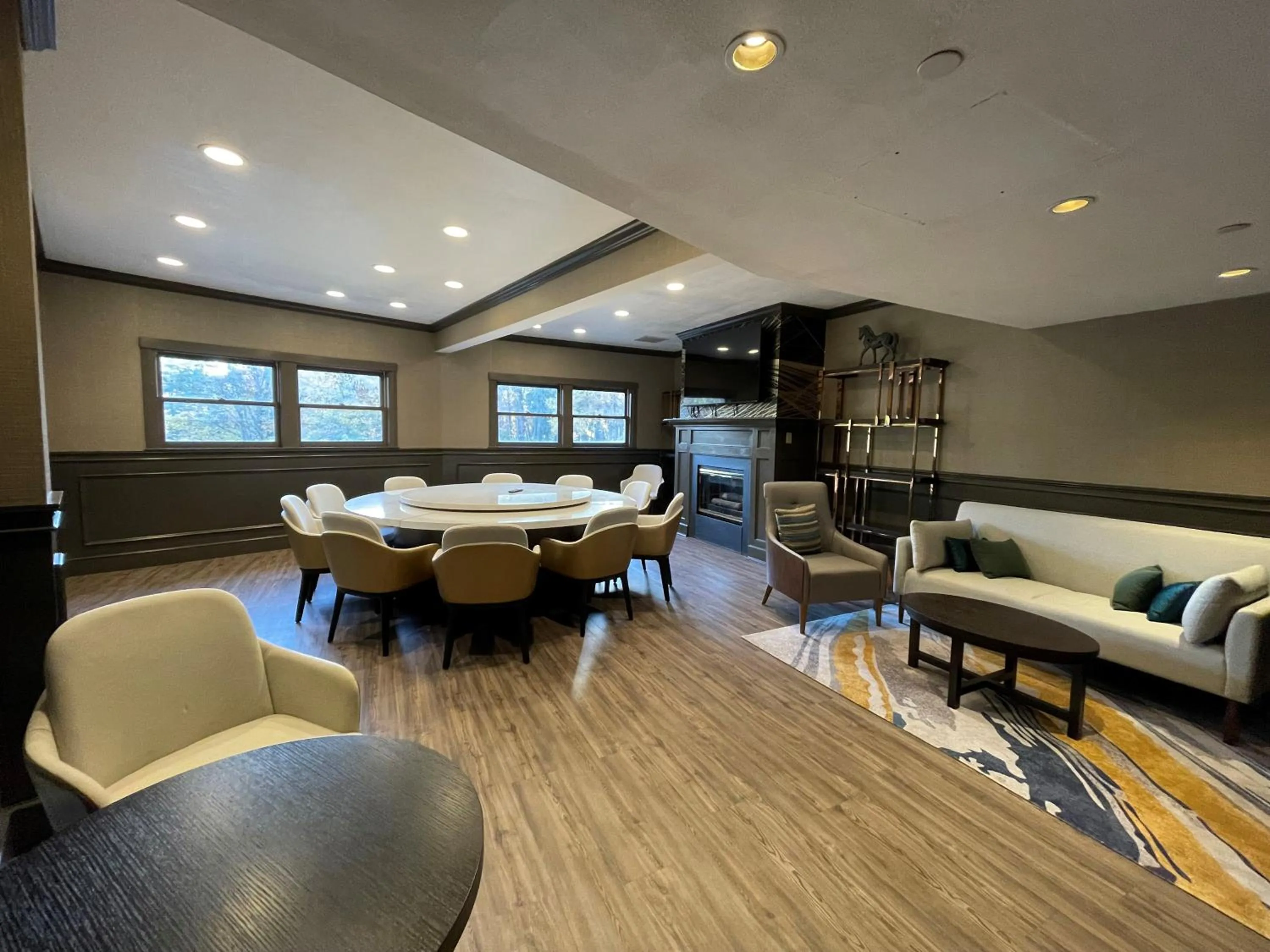 Meeting/conference room in Chateau Merrimack Hotel & Spa