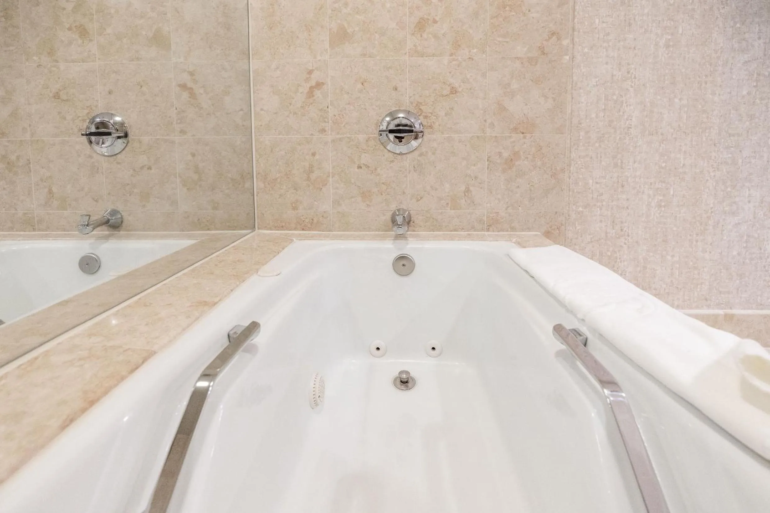 Bathroom in Chateau Merrimack Hotel & Spa