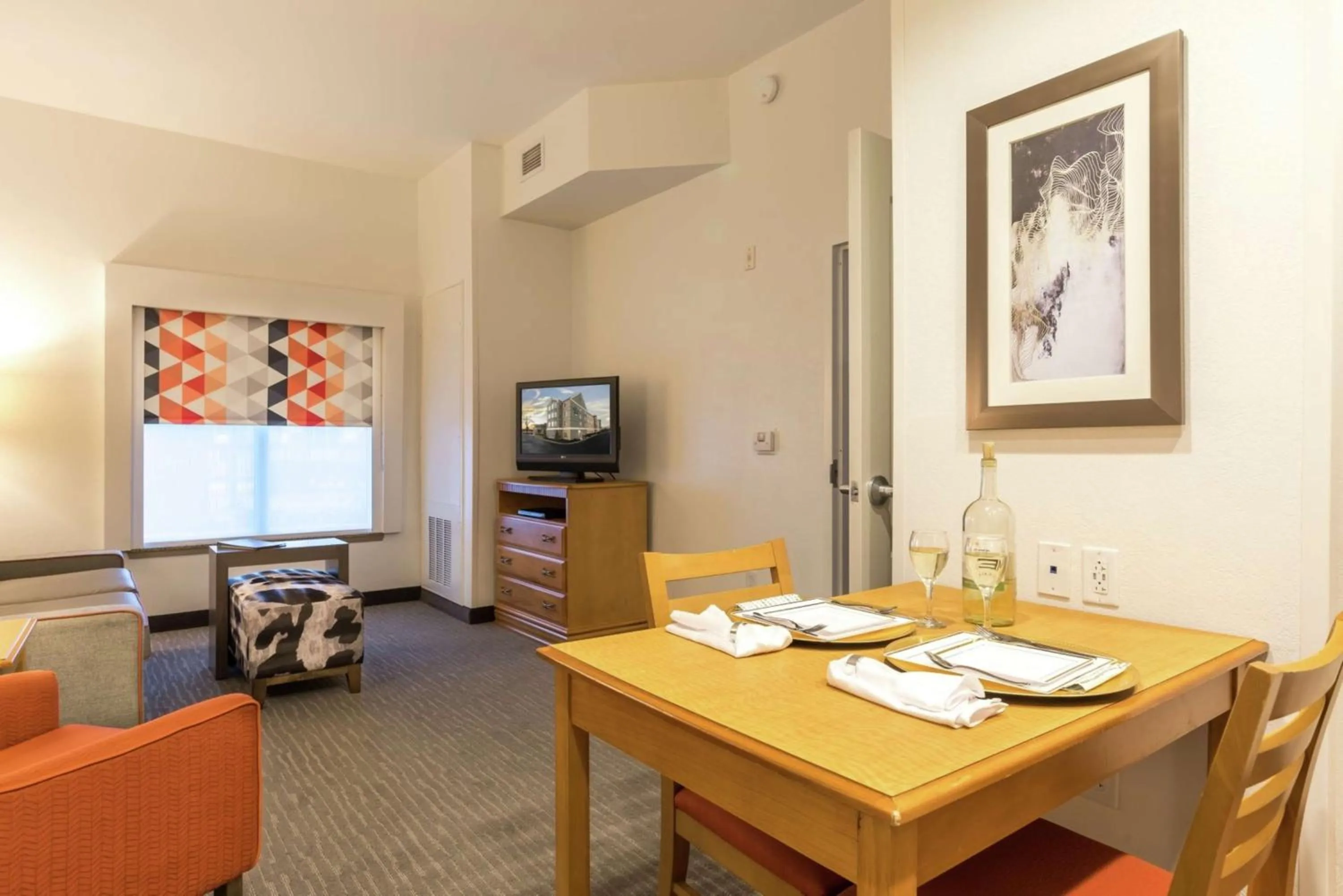 Living room in Homewood Suites by Hilton at Carolina Point - Greenville