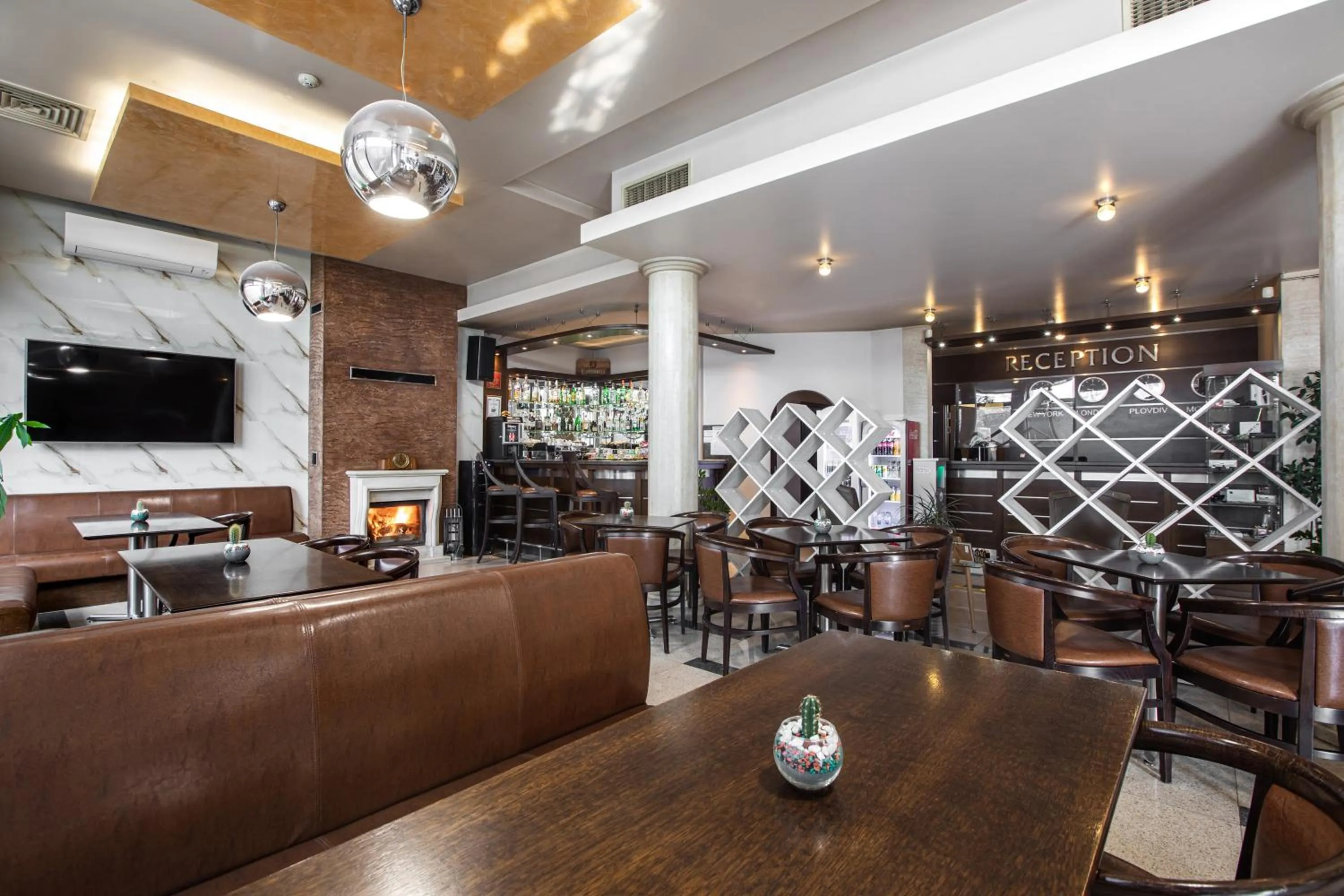 Lobby or reception in Business Hotel Plovdiv - Central Location