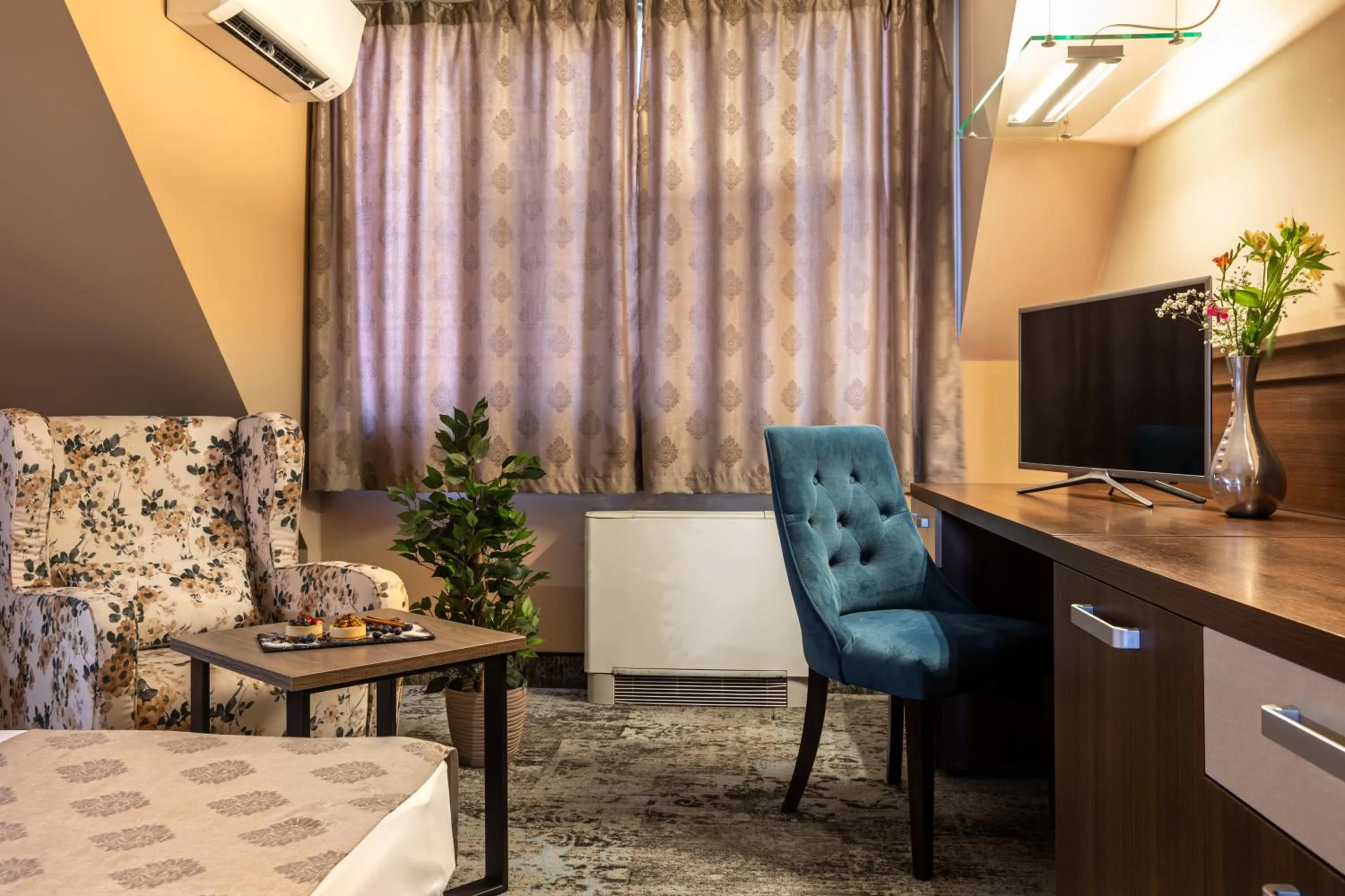 TV and multimedia in Business Hotel Plovdiv - Central Location