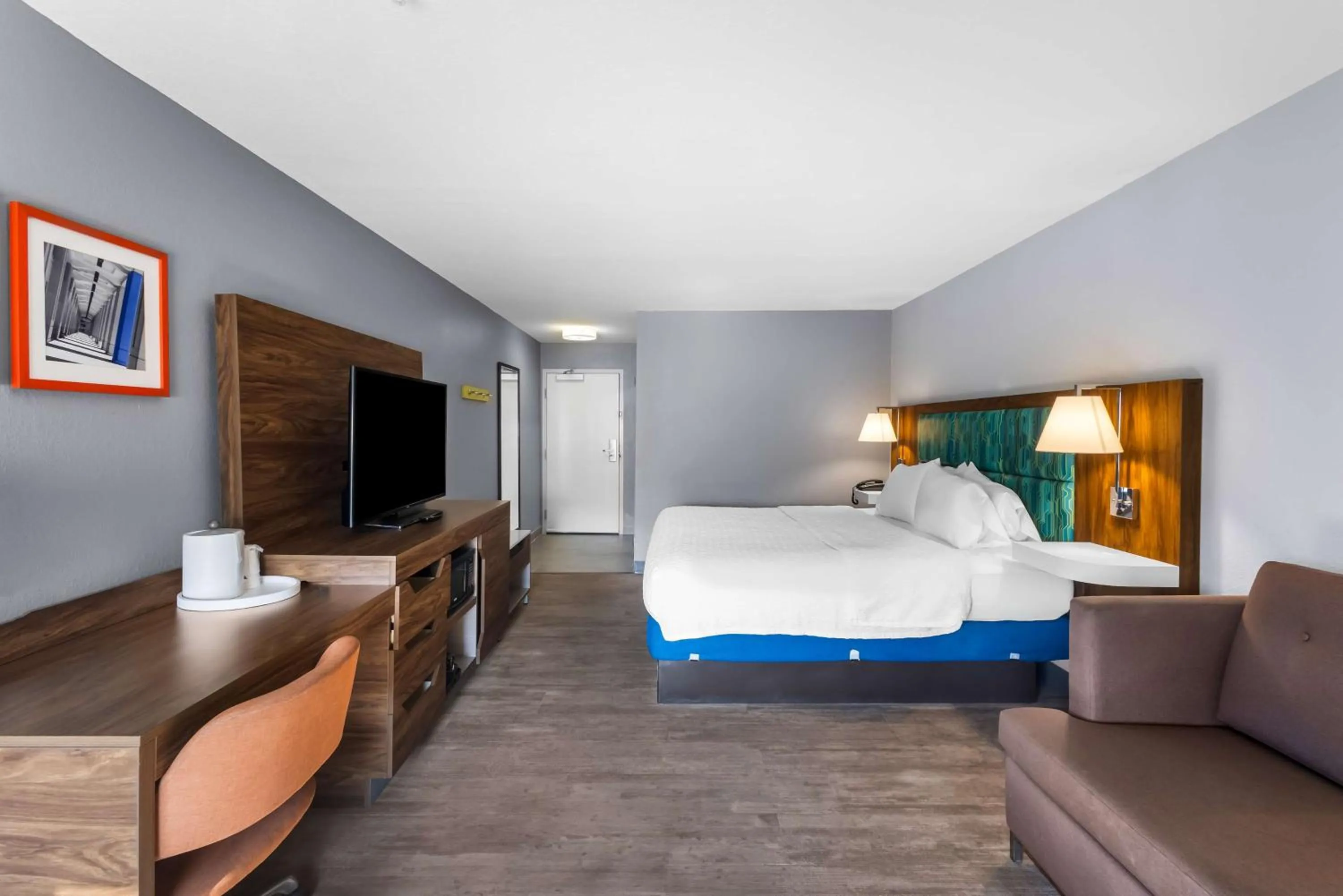 Bed in Hampton Inn Marion