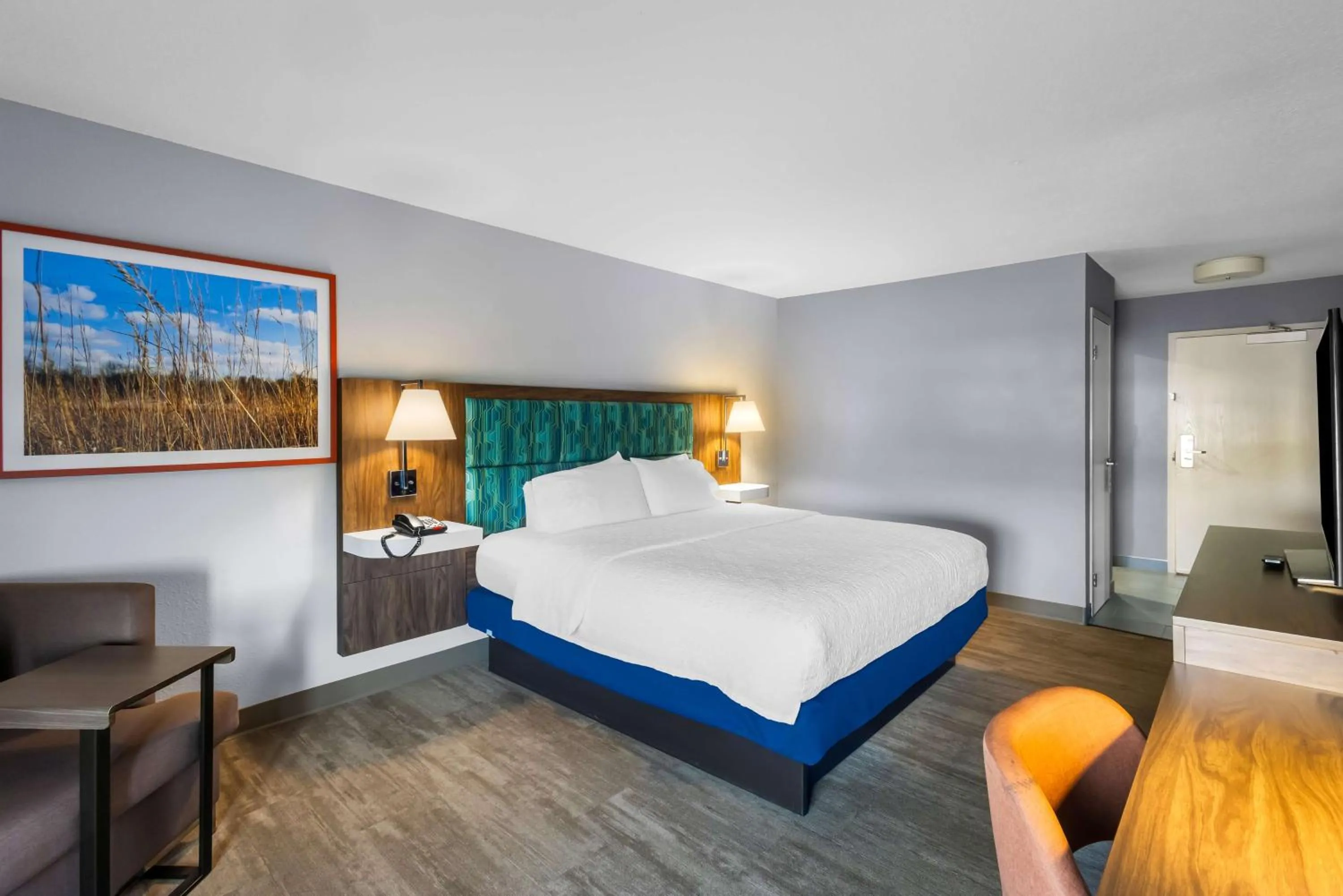 Bed in Hampton Inn Marion