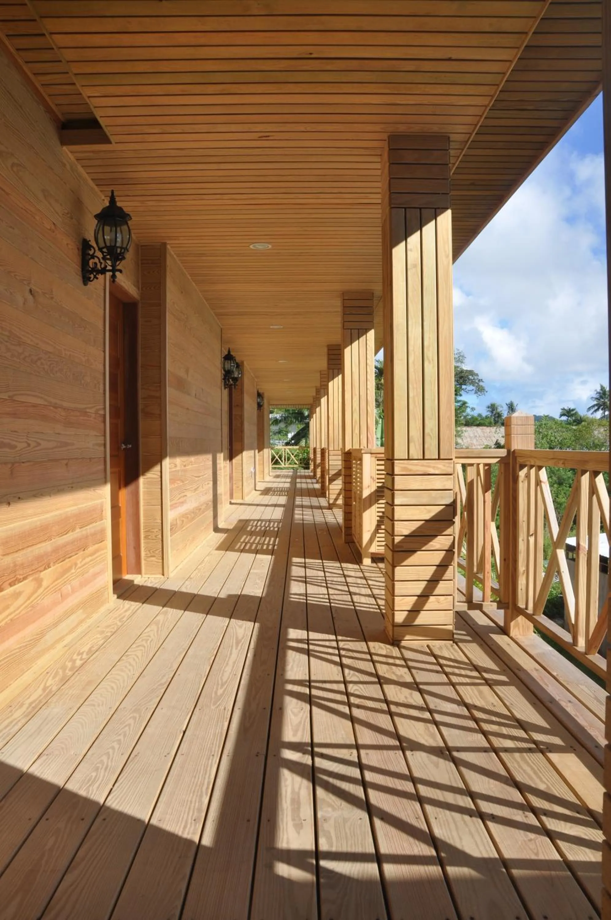 Facade/entrance in Island Paradise Resort Club