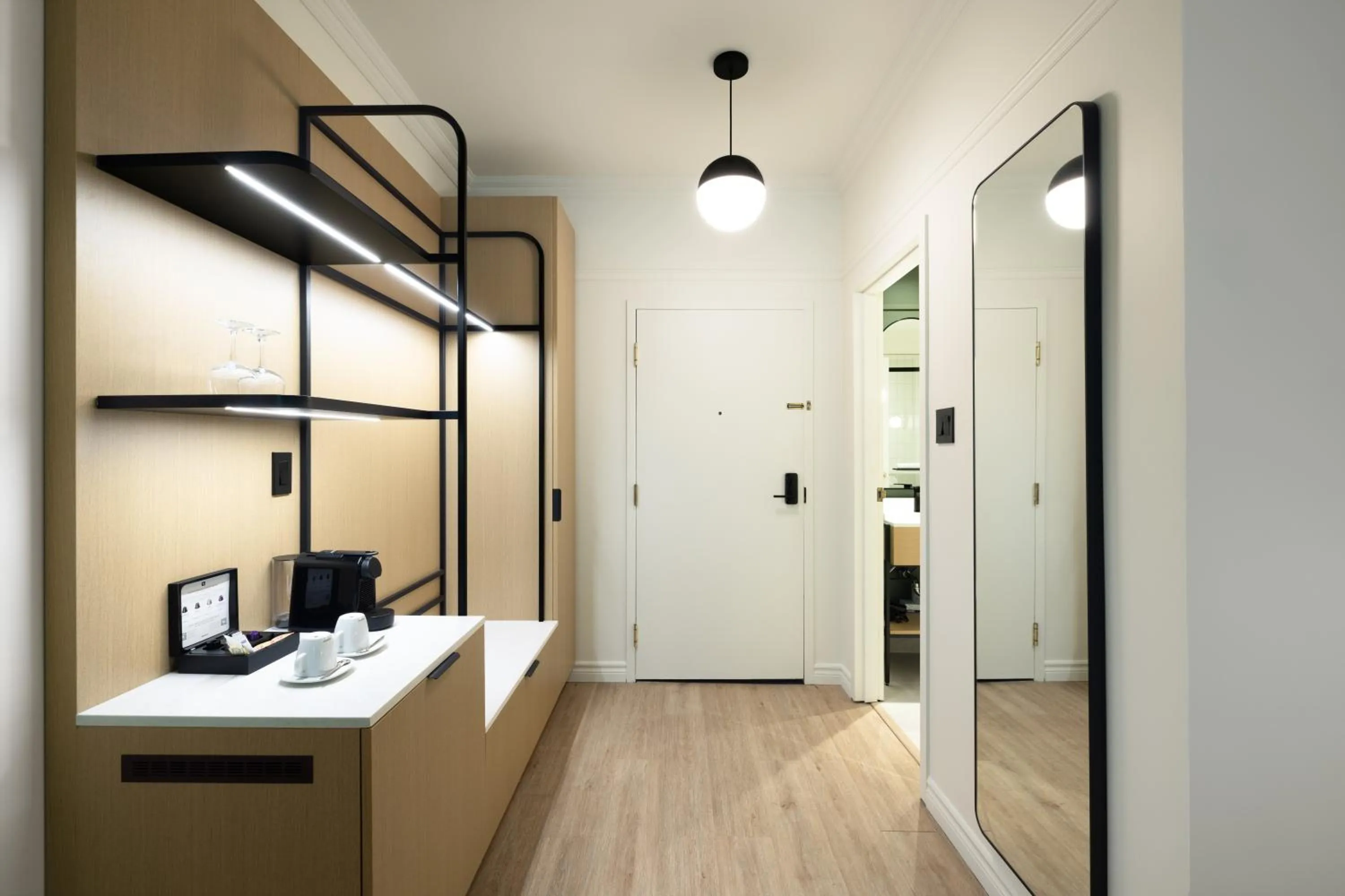 minibar in Auberge de la Montagne Coupée