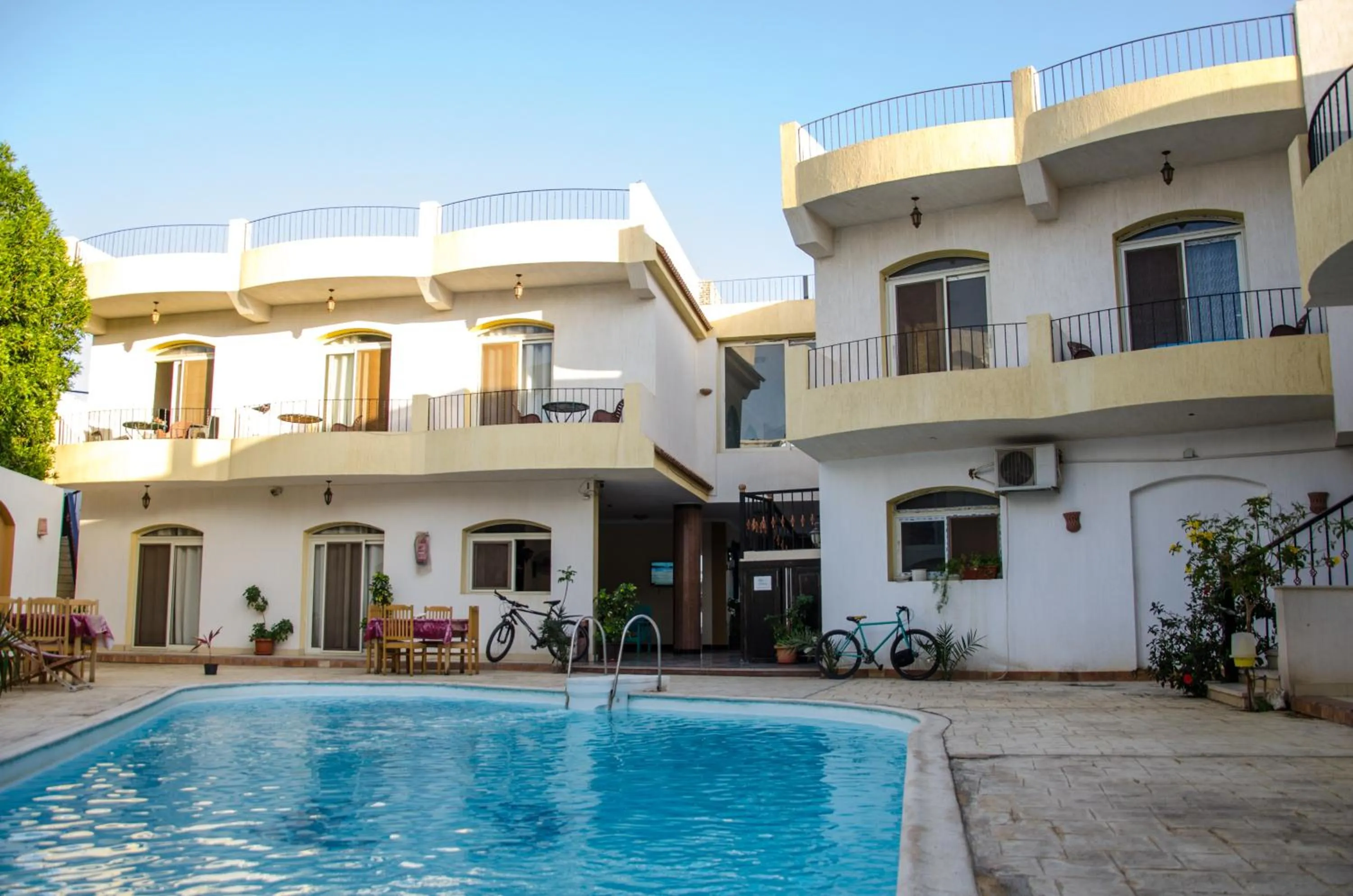 Swimming pool in New Yalla Hotel