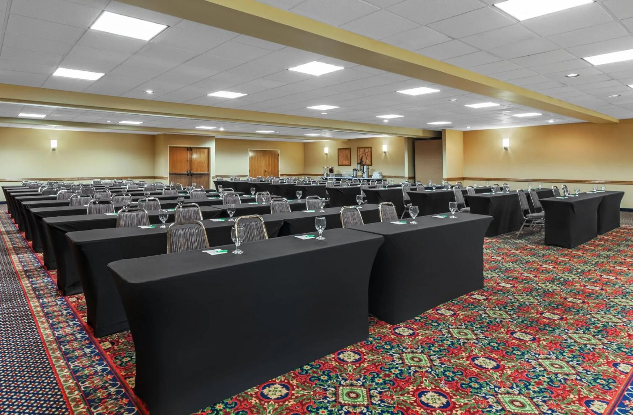 Meeting/conference room in Holiday Inn & Suites Springfield - I-44 by IHG
