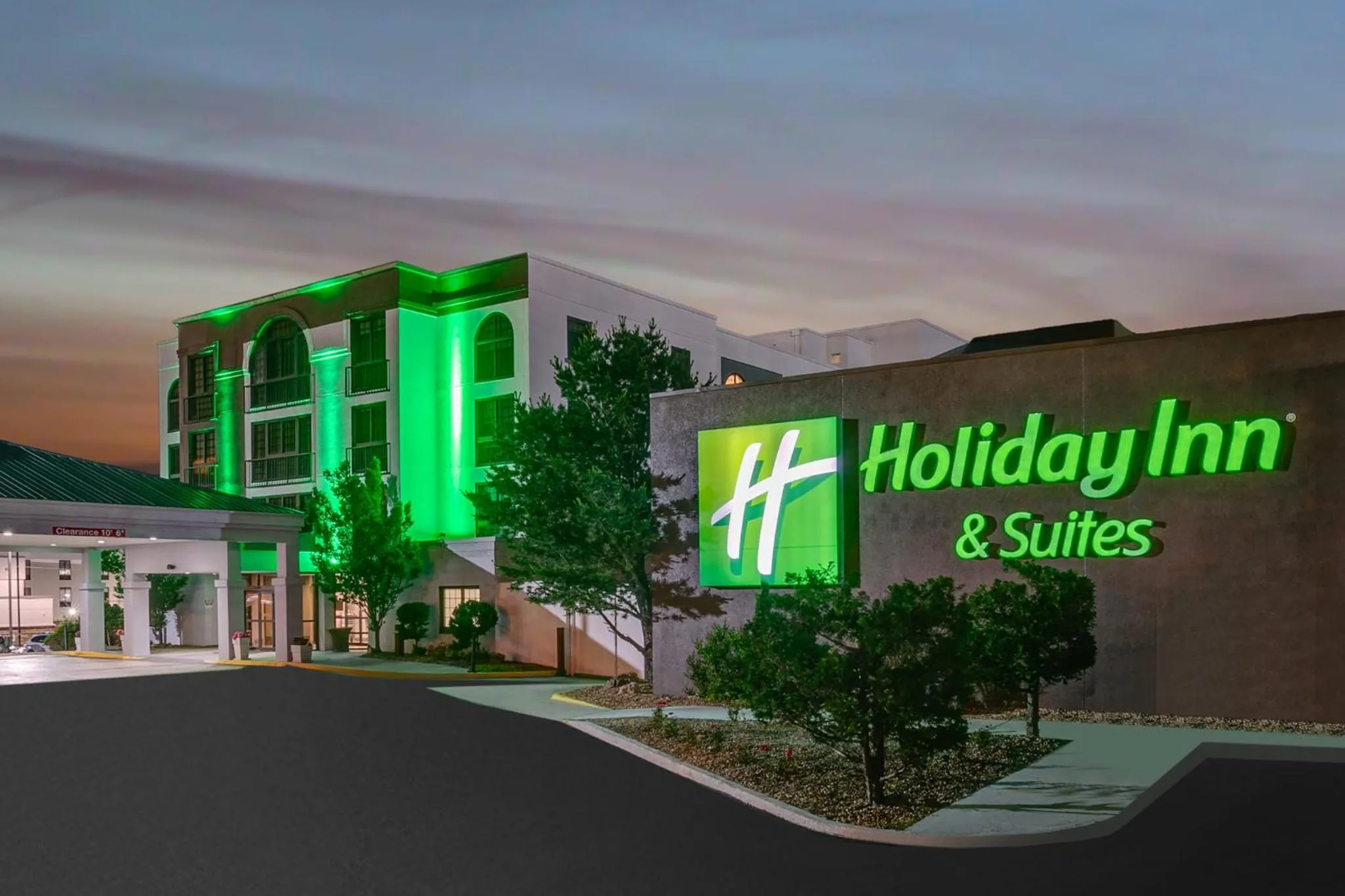 Property building in Holiday Inn & Suites Springfield - I-44 by IHG