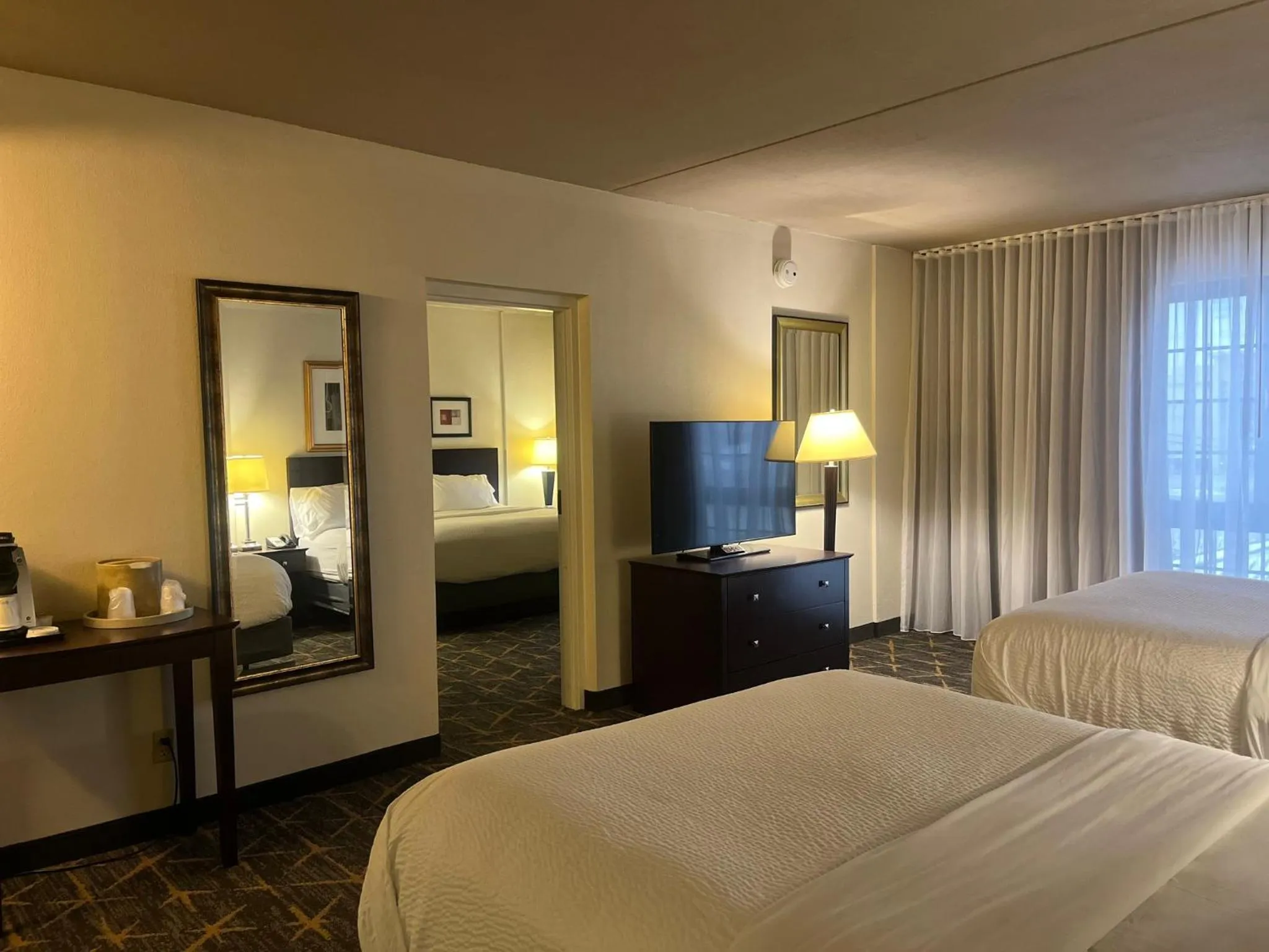 Photo of the whole room, Bed in Holiday Inn & Suites Springfield - I-44 by IHG