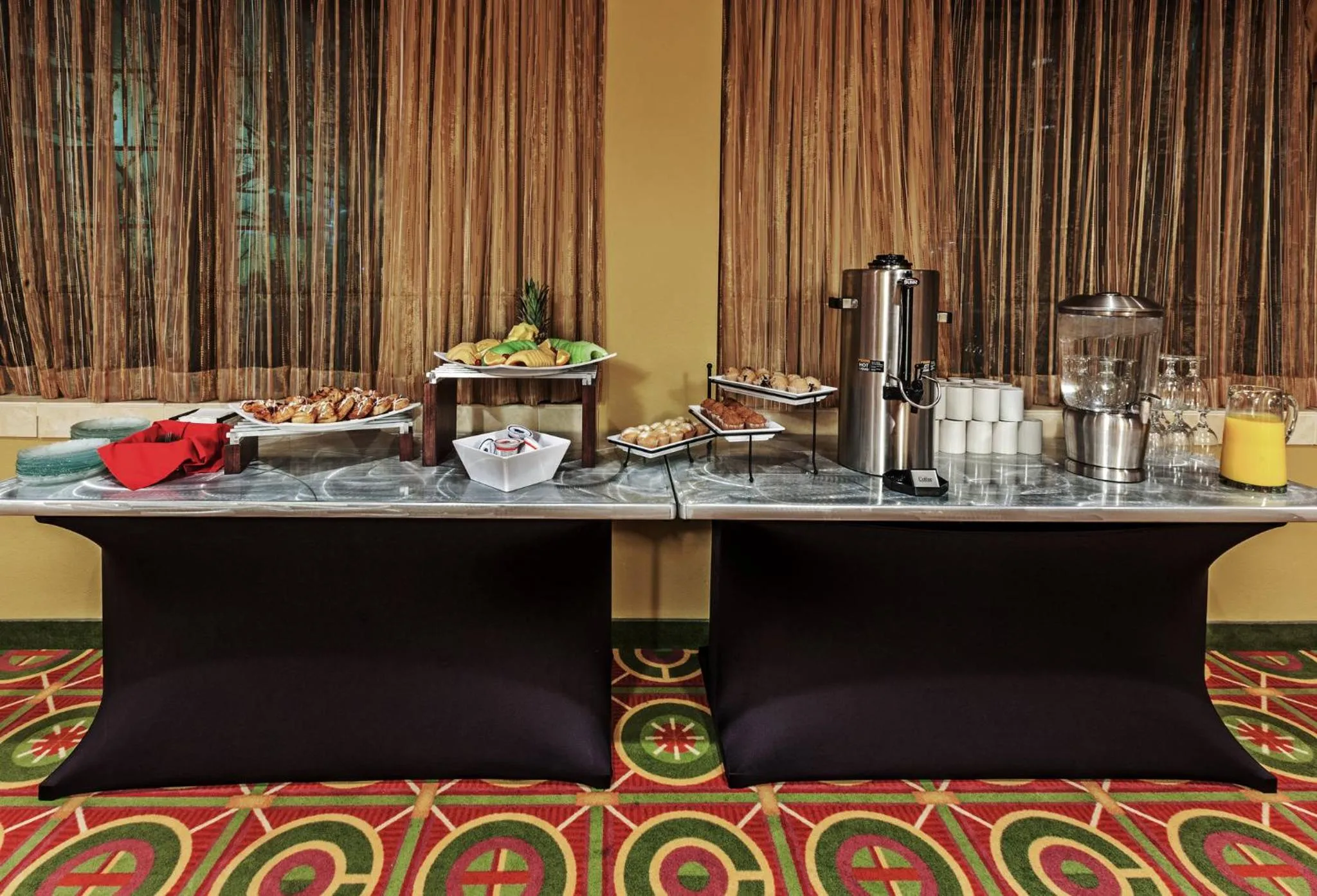 Meeting/conference room in Holiday Inn & Suites Springfield - I-44 by IHG