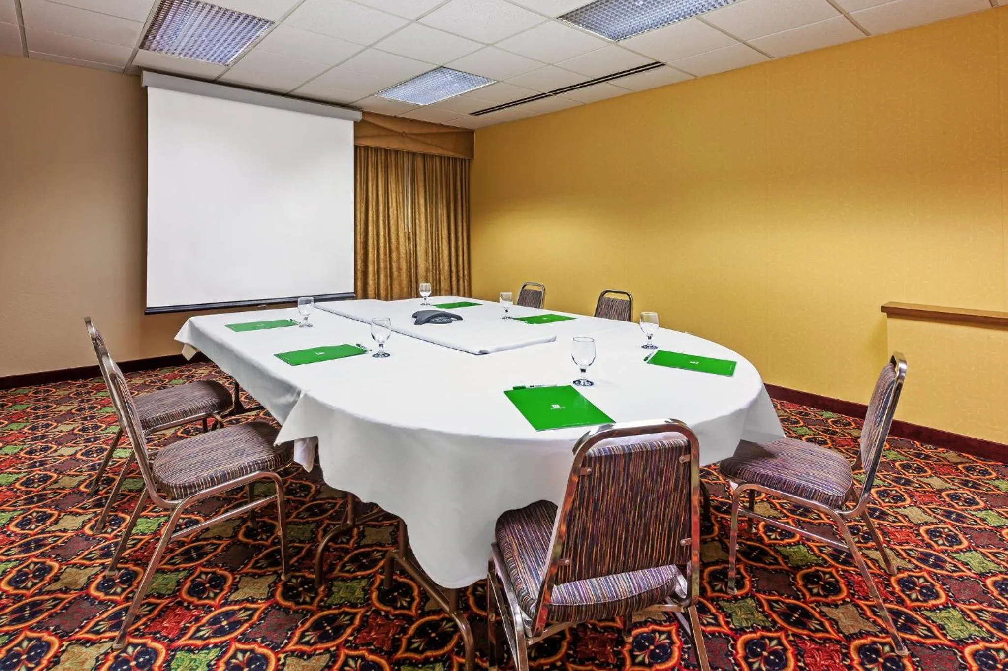 Meeting/conference room in Holiday Inn & Suites Springfield - I-44 by IHG