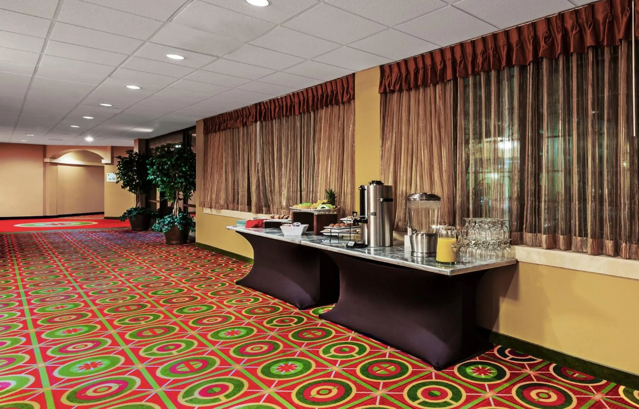 Meeting/conference room in Holiday Inn & Suites Springfield - I-44 by IHG