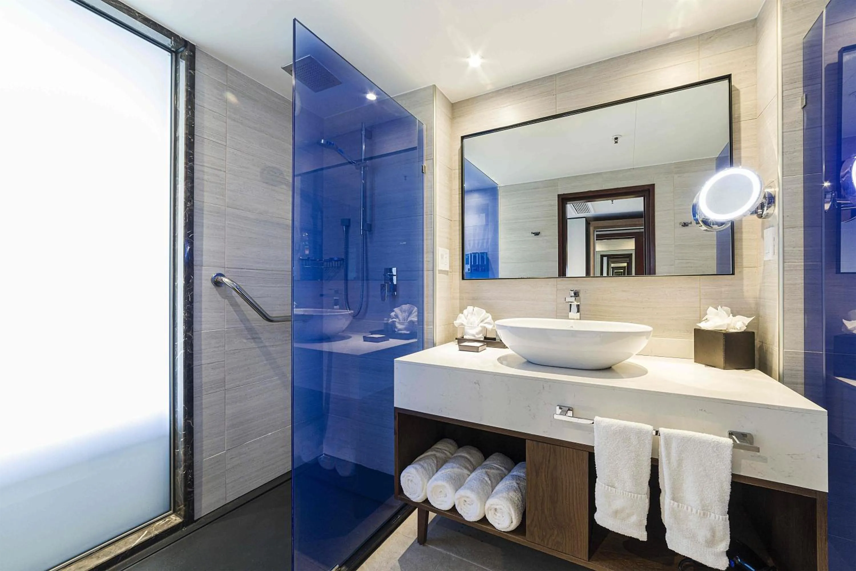 Bathroom in Sonesta Maho Beach All Inclusive Resort Casino & Spa