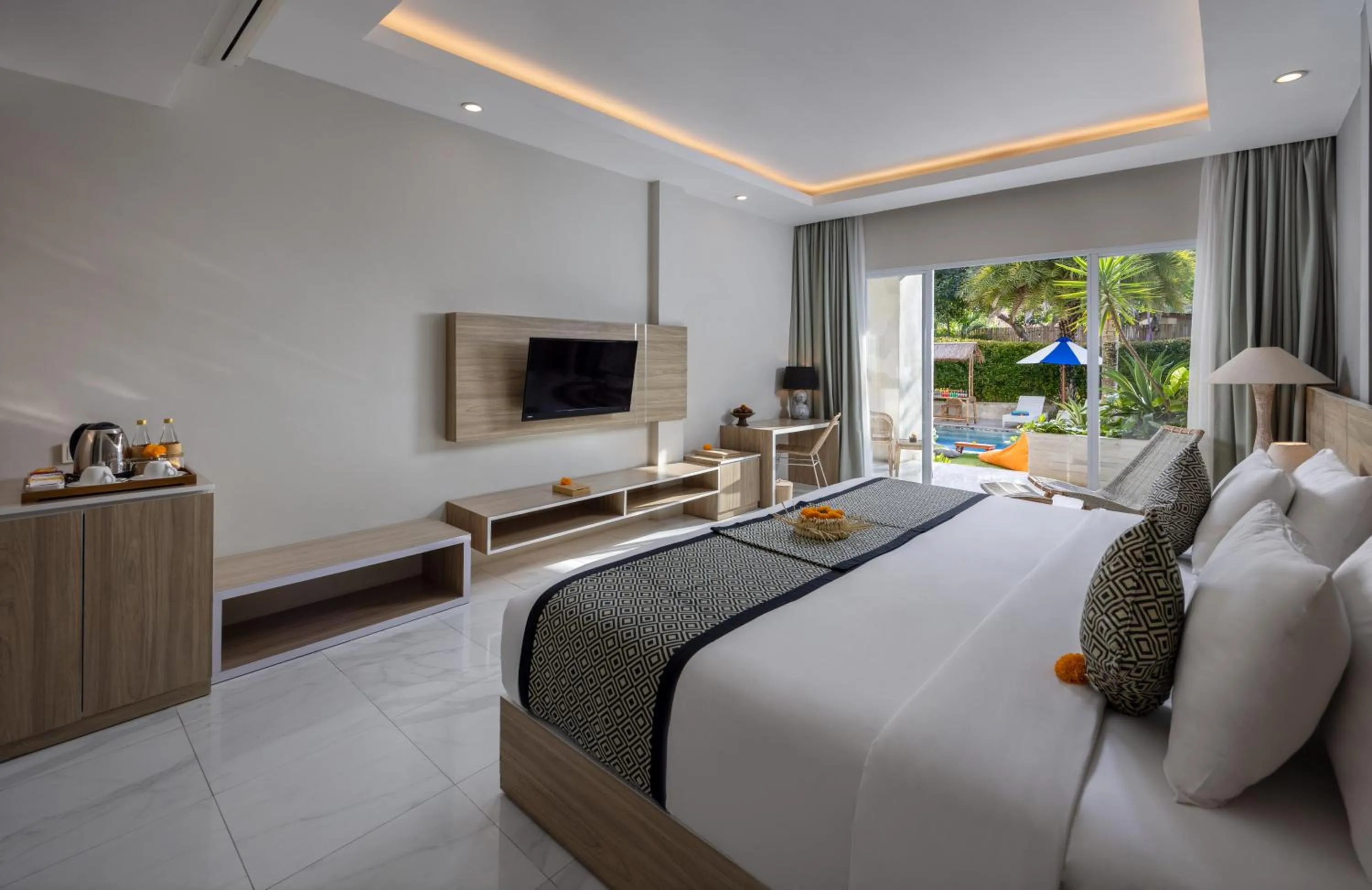 Bed in Tapa Tepi Kali Canggu