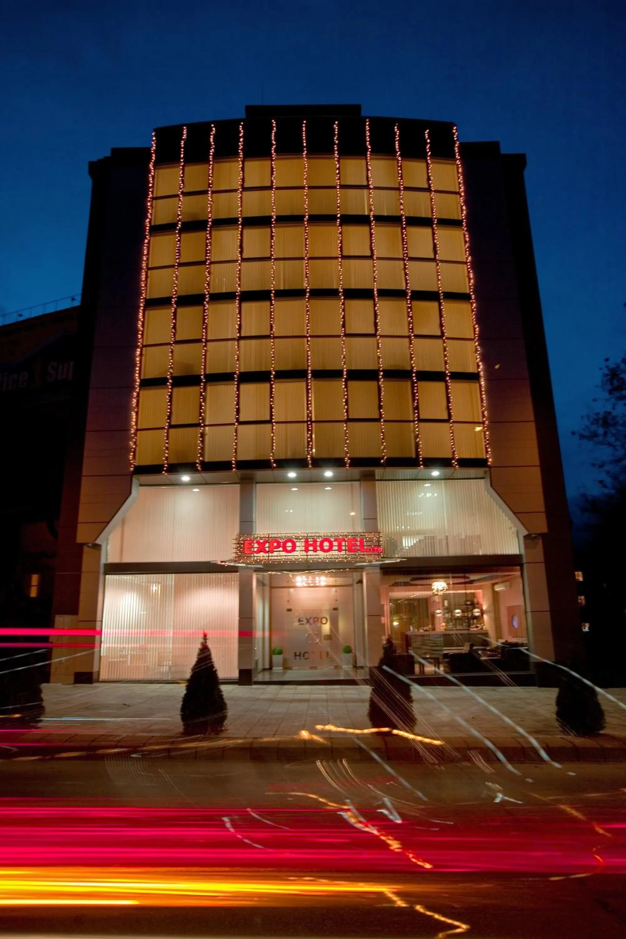 Facade/entrance in Expo Hotel