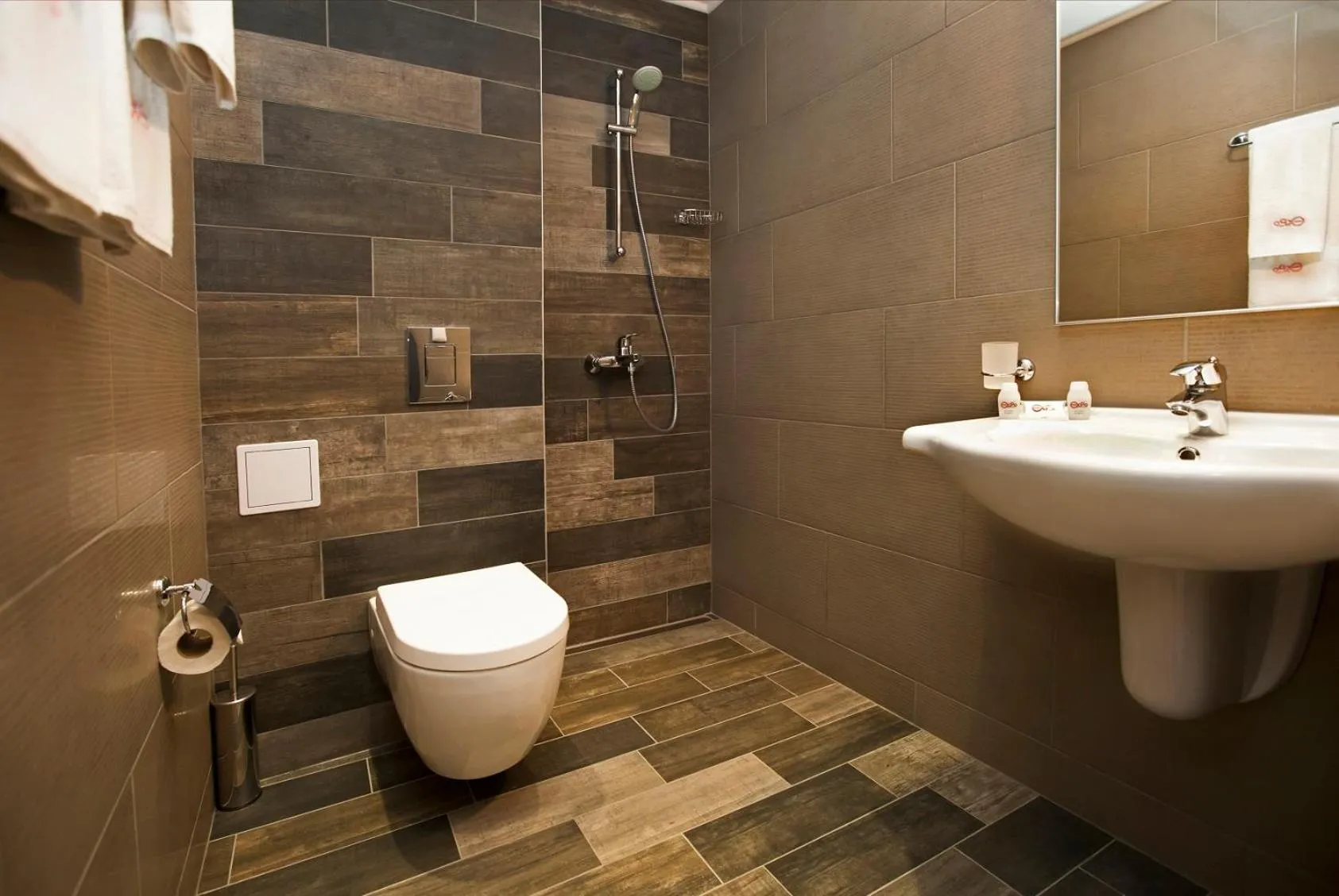 Bathroom in Expo Hotel