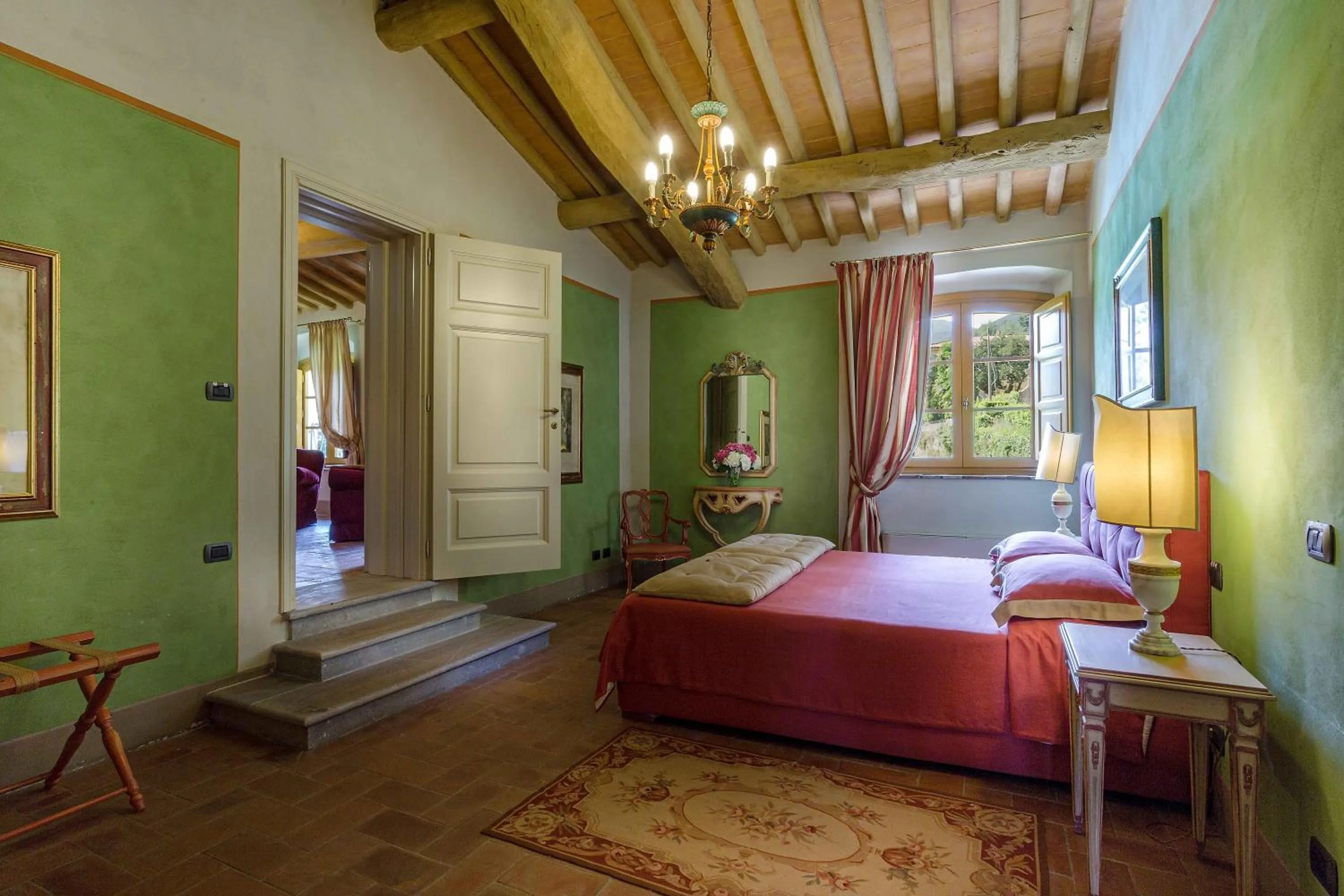 Bedroom, Bed in Coselli's luxury Villas
