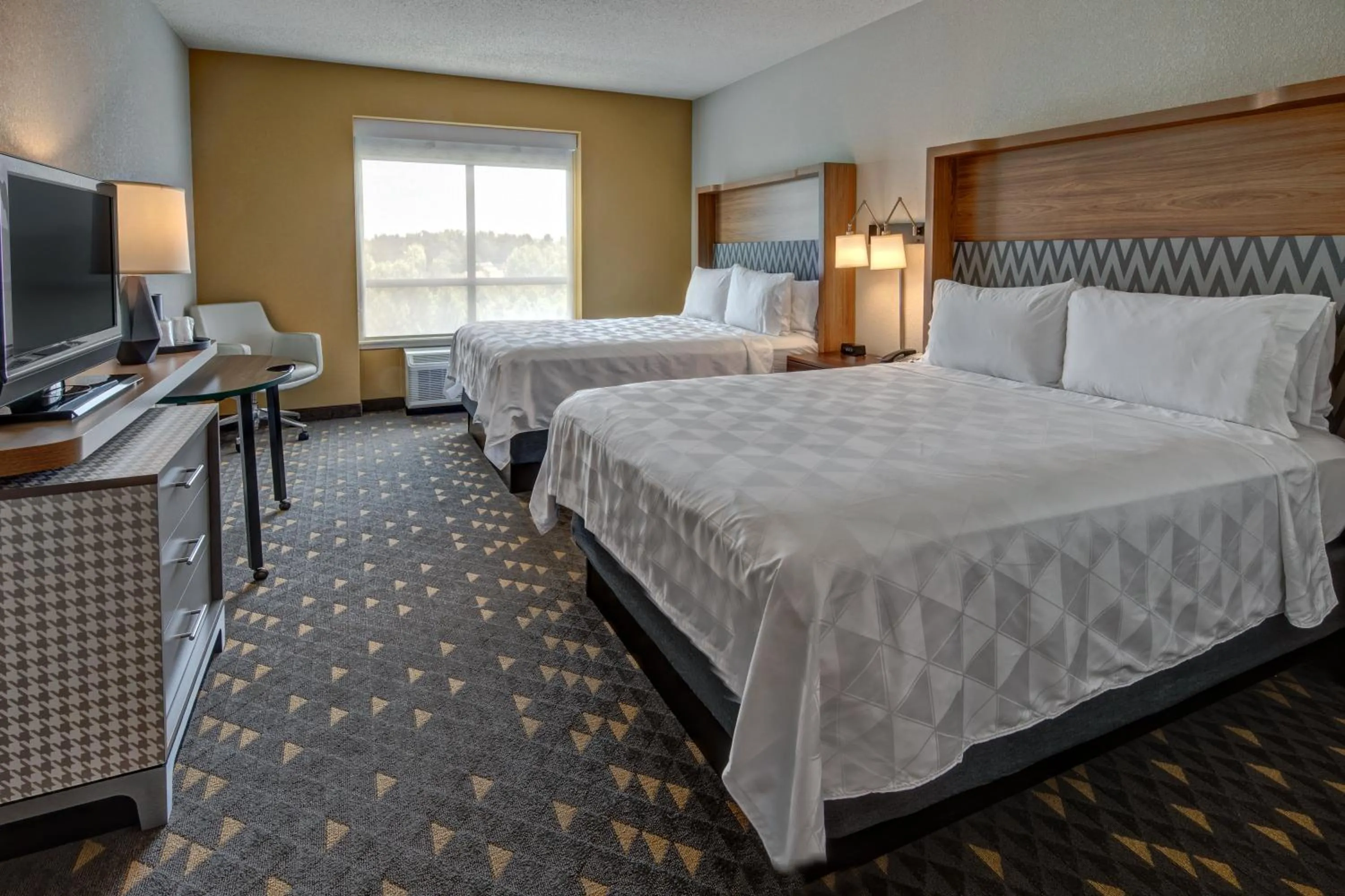 Photo of the whole room, Bed in Holiday Inn Rocky Mount I-95 @ US 64 by IHG