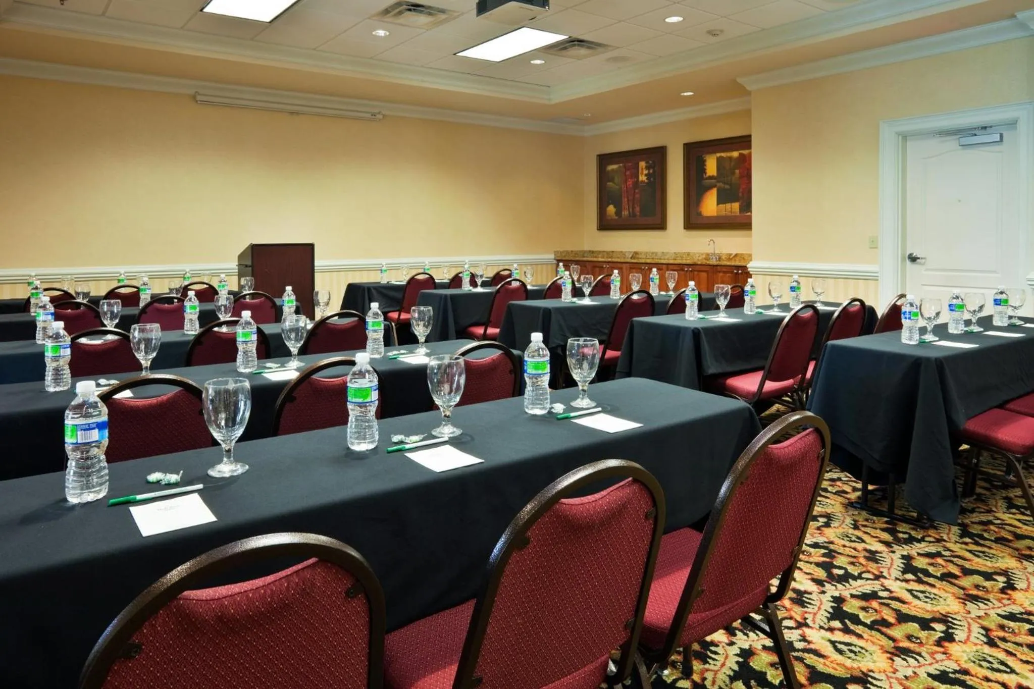 Meeting/conference room in Holiday Inn Valdosta Conference Center by IHG