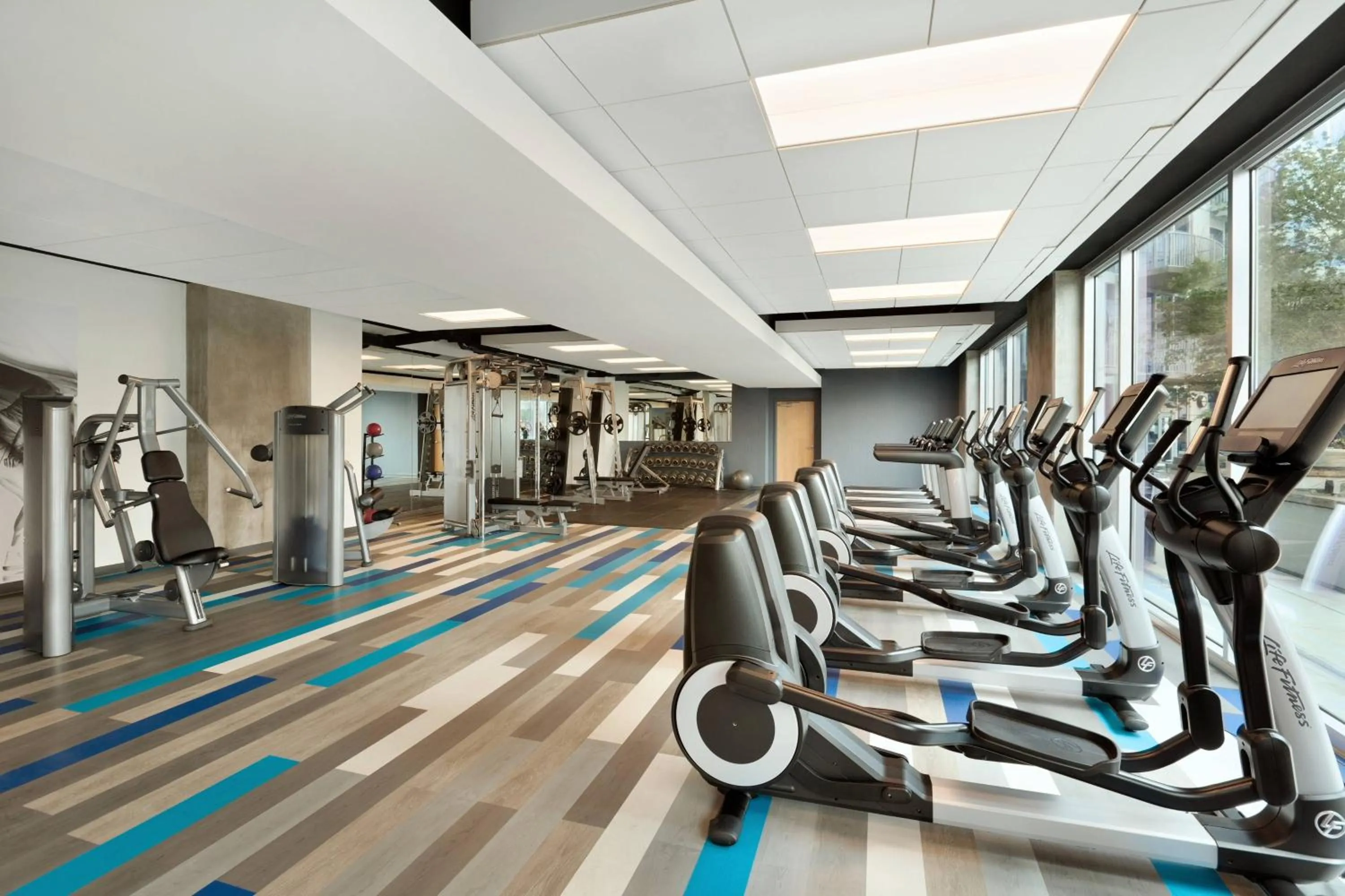 Fitness centre/facilities in Twelve Downtown, Autograph Collection