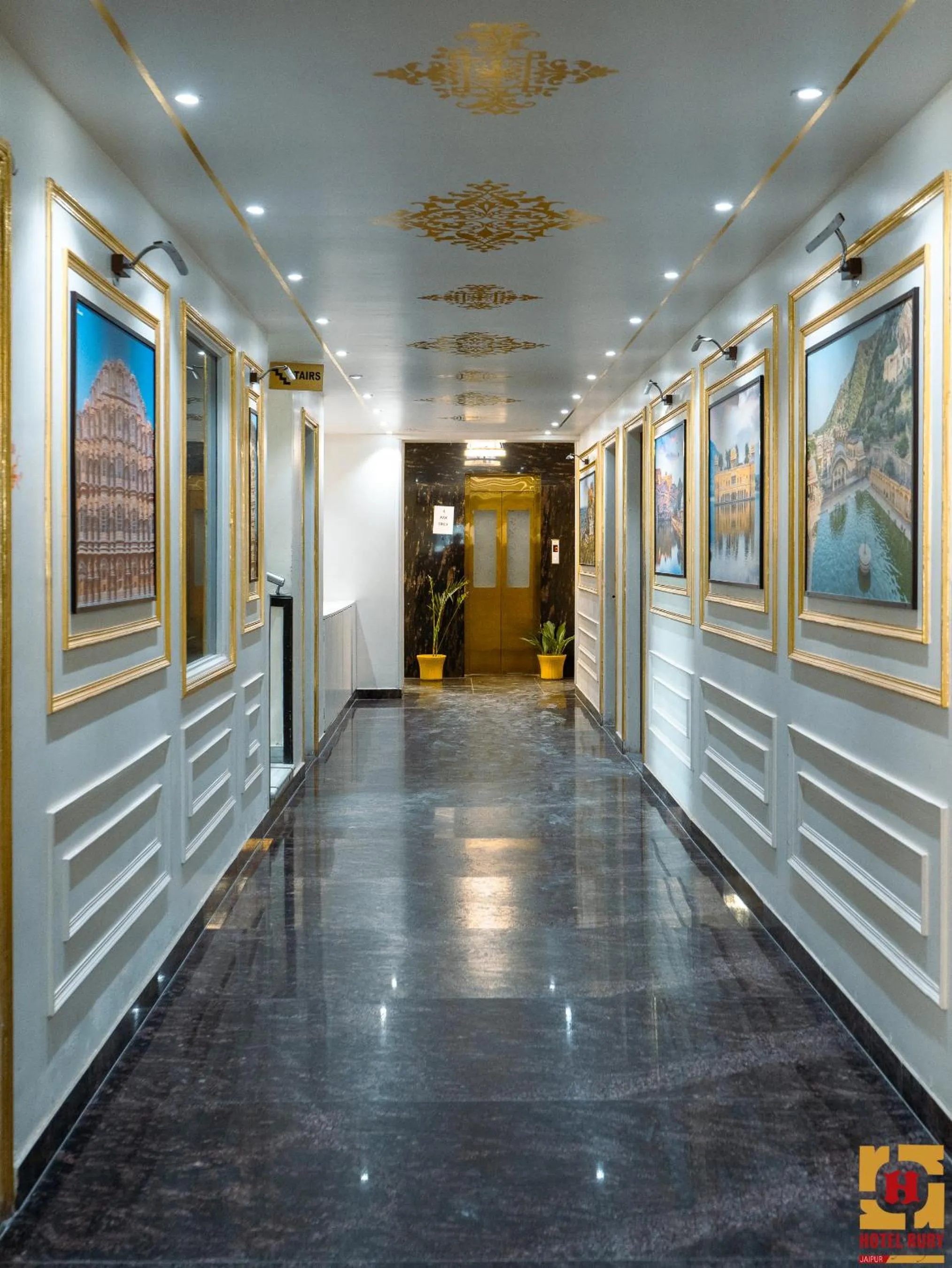 Floor plan in Hotel Ruby