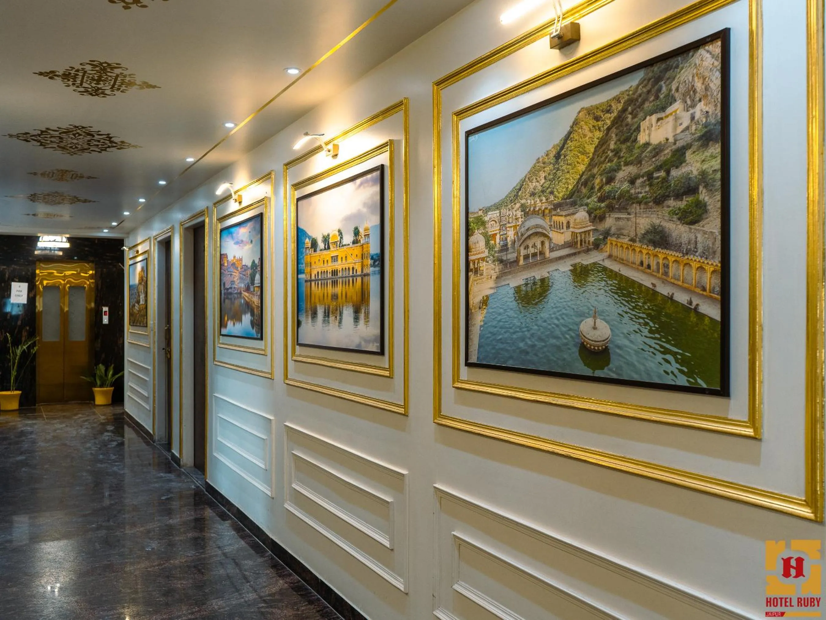 Lobby or reception in Hotel Ruby