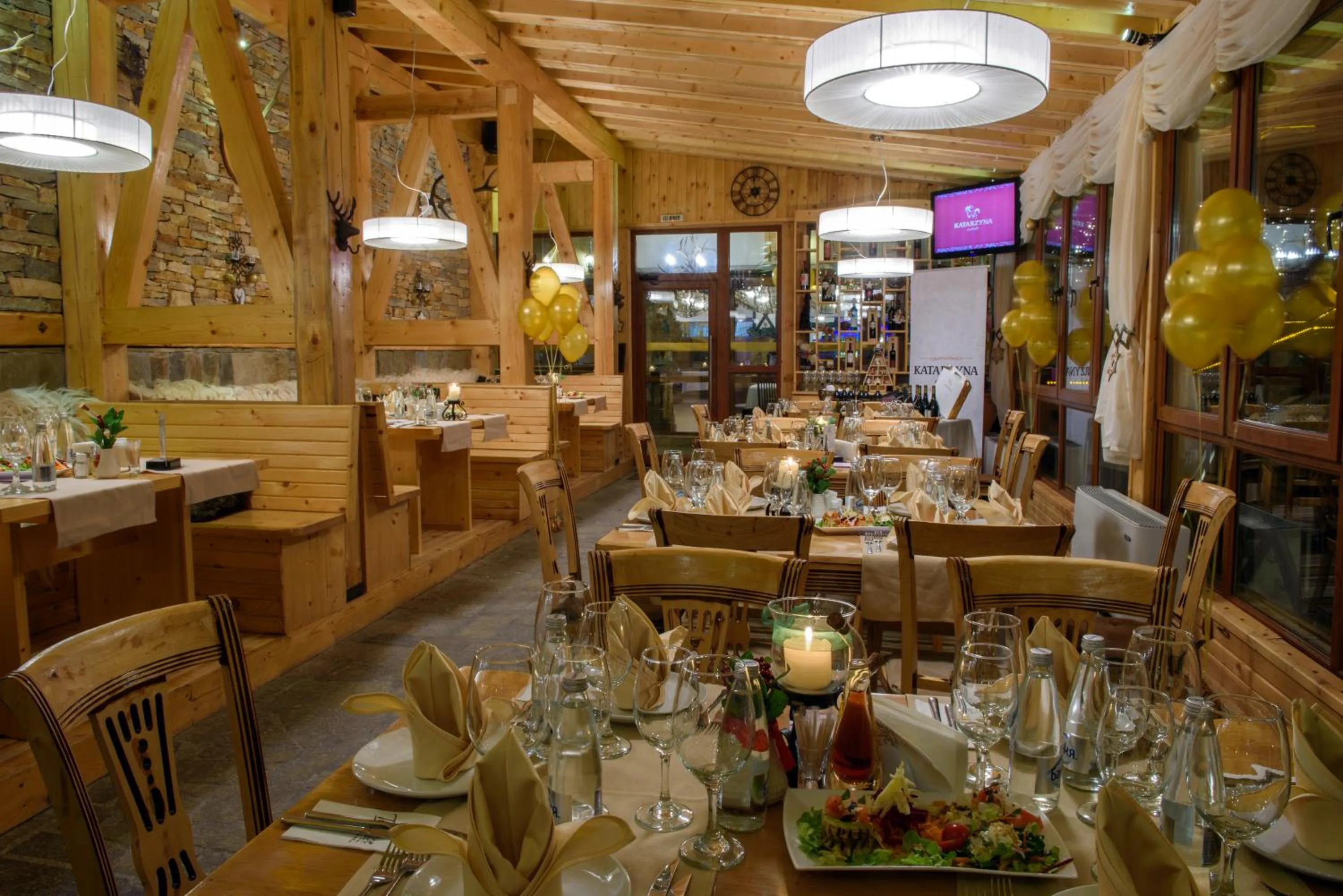 Restaurant/places to eat in The Castle Complex