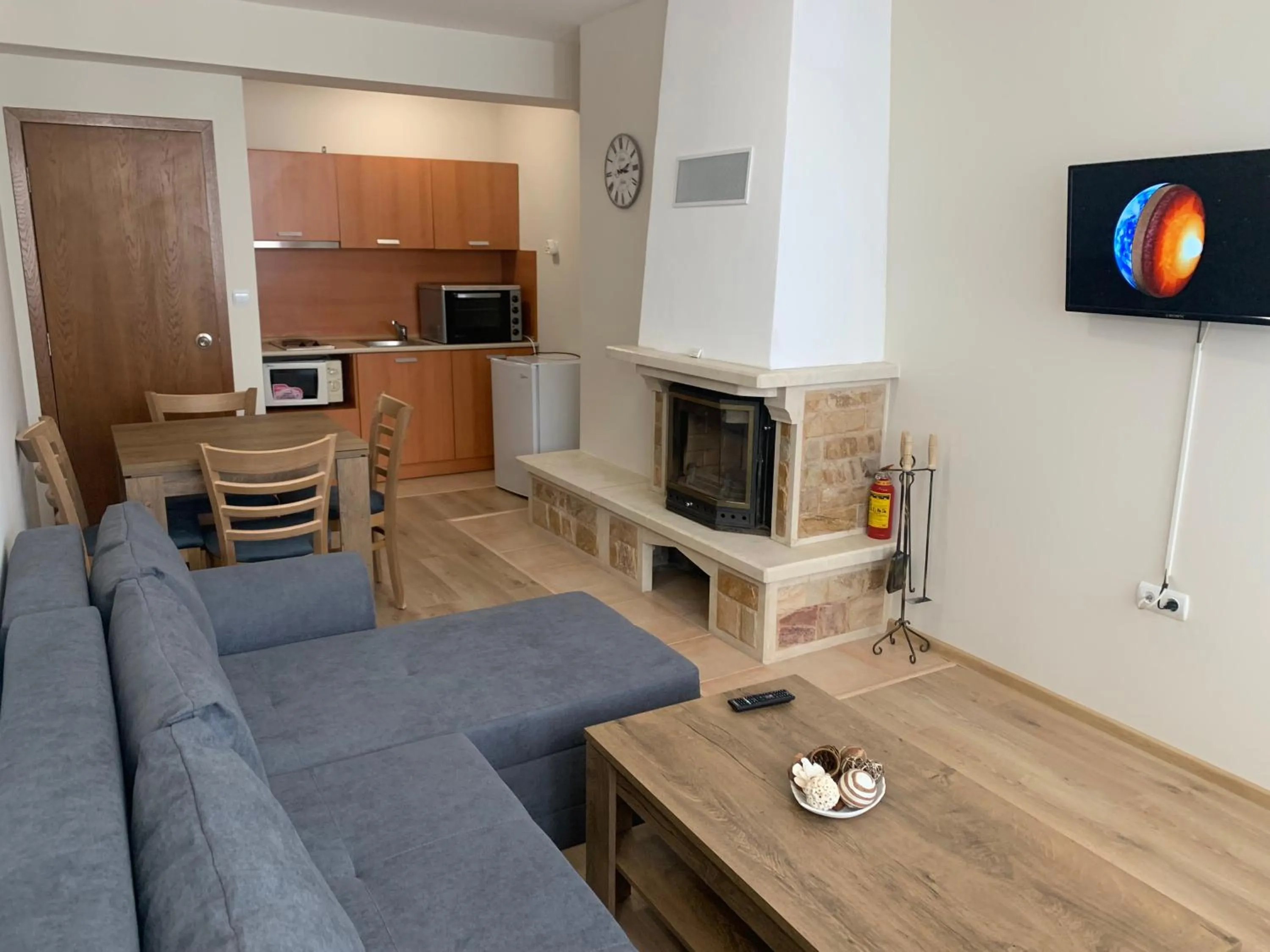 Photo of the whole room in The Castle Complex