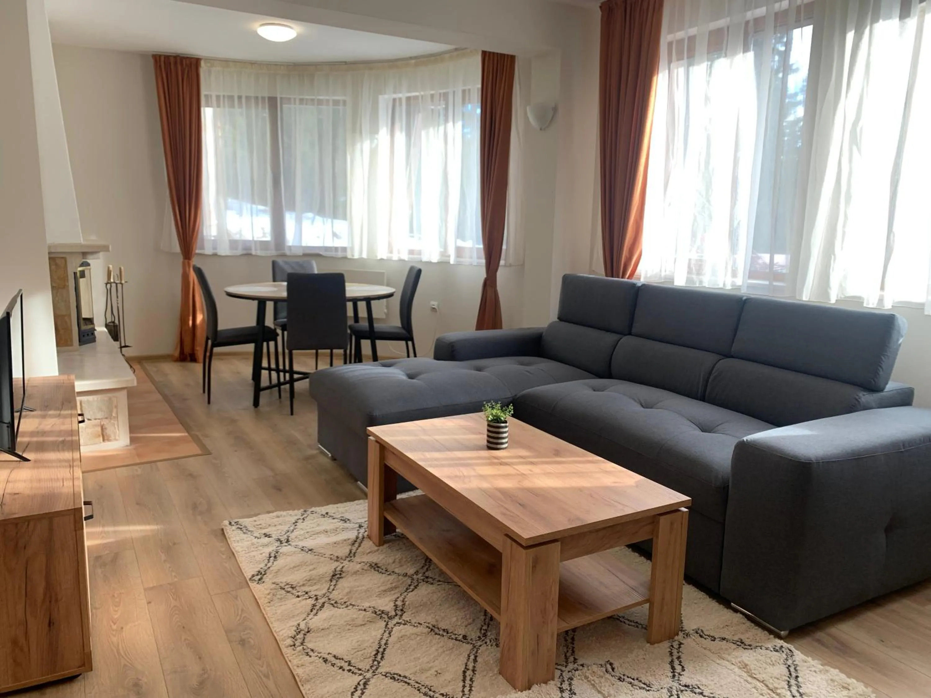 Photo of the whole room in The Castle Complex