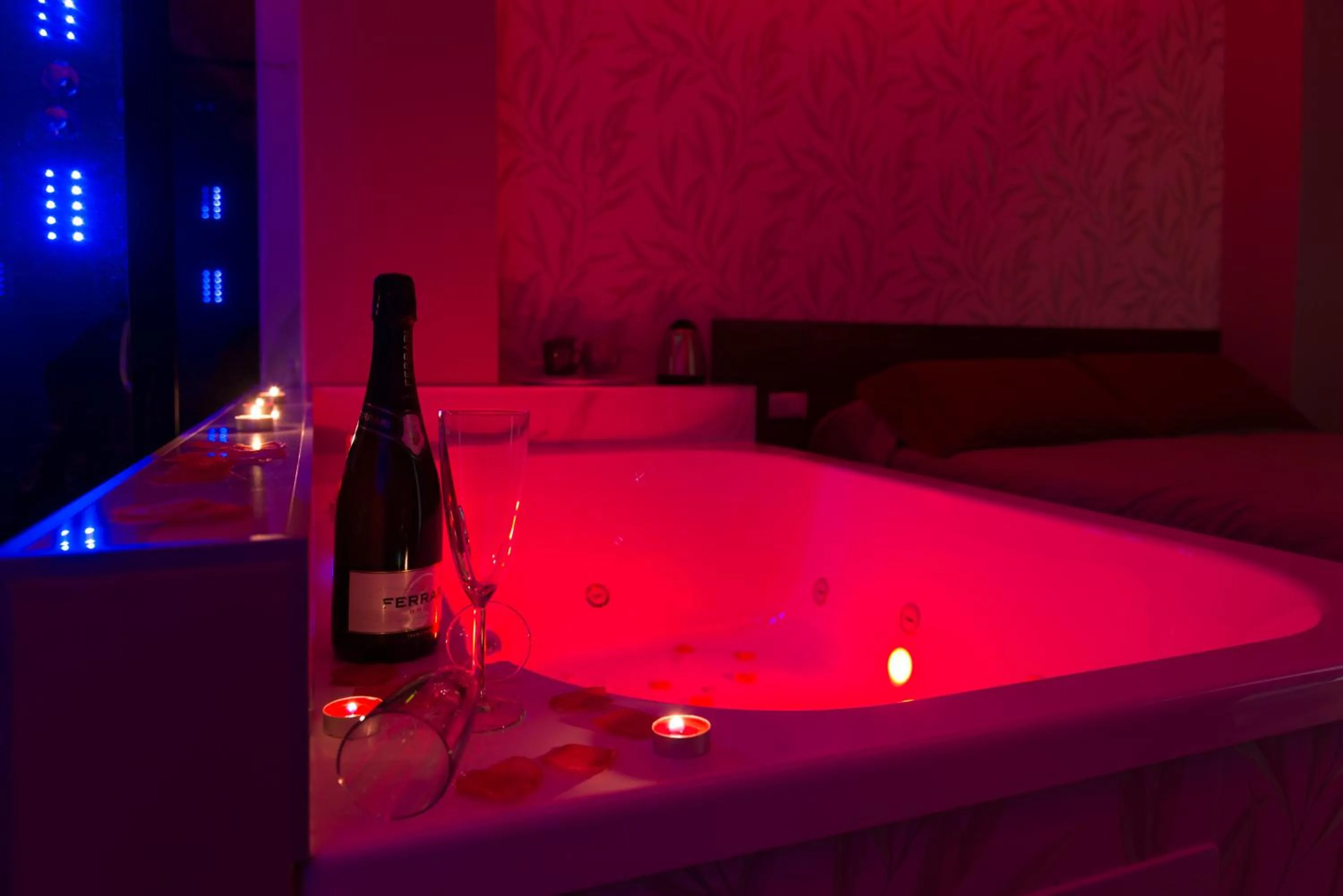 Spa and wellness centre/facilities in B&B Erifrà Piccolo Hotel