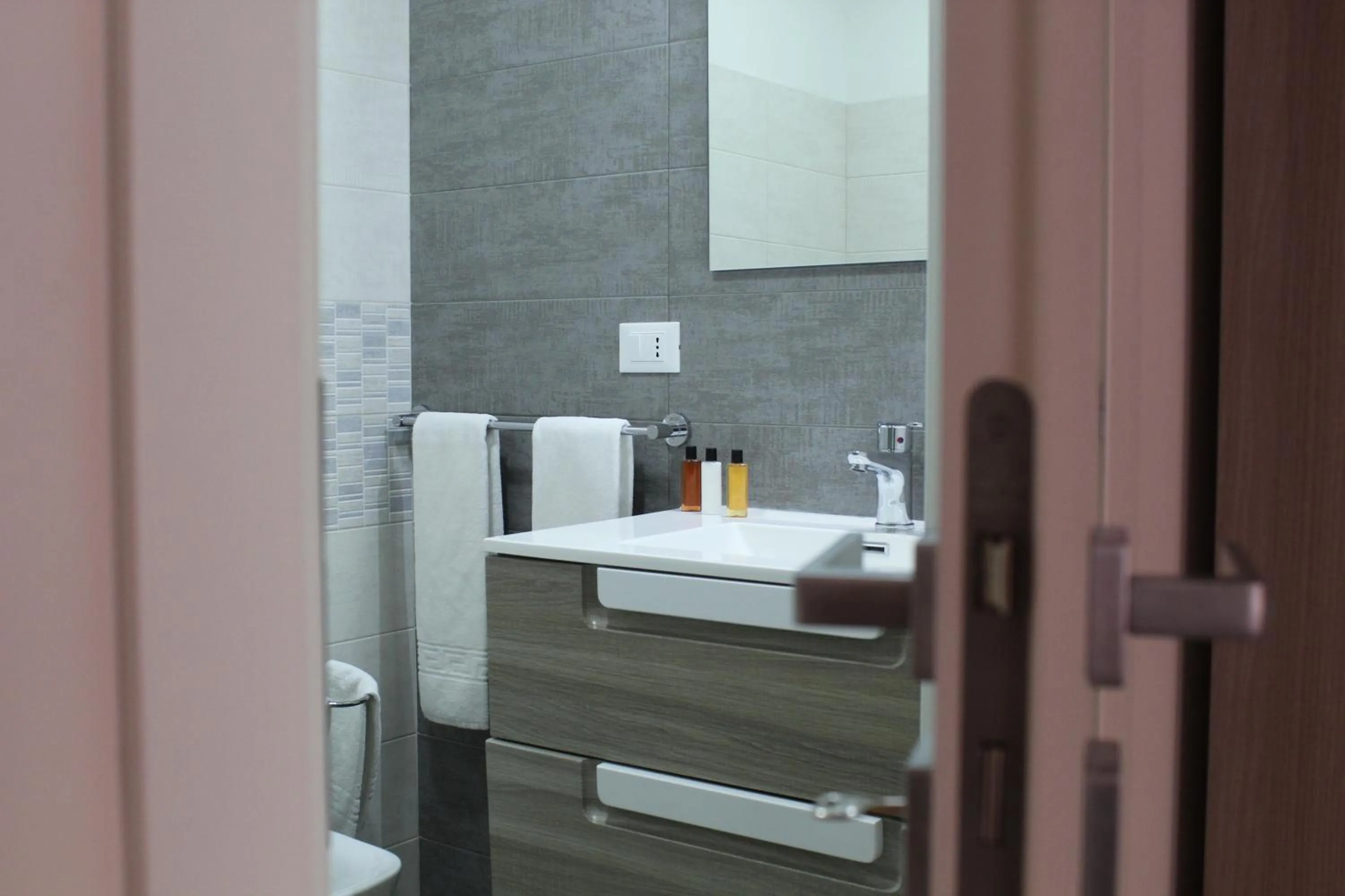 Bathroom in B&B Erifrà Piccolo Hotel