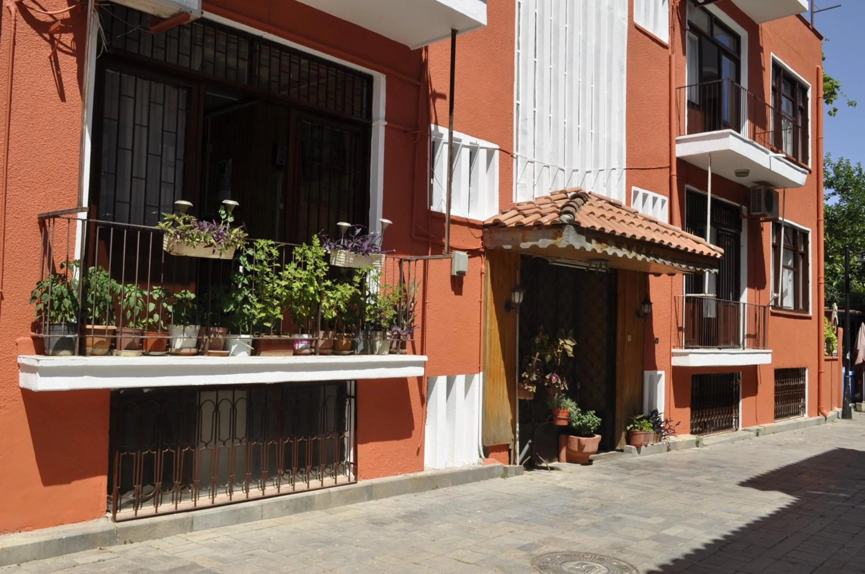 Property building in Erkal Pension